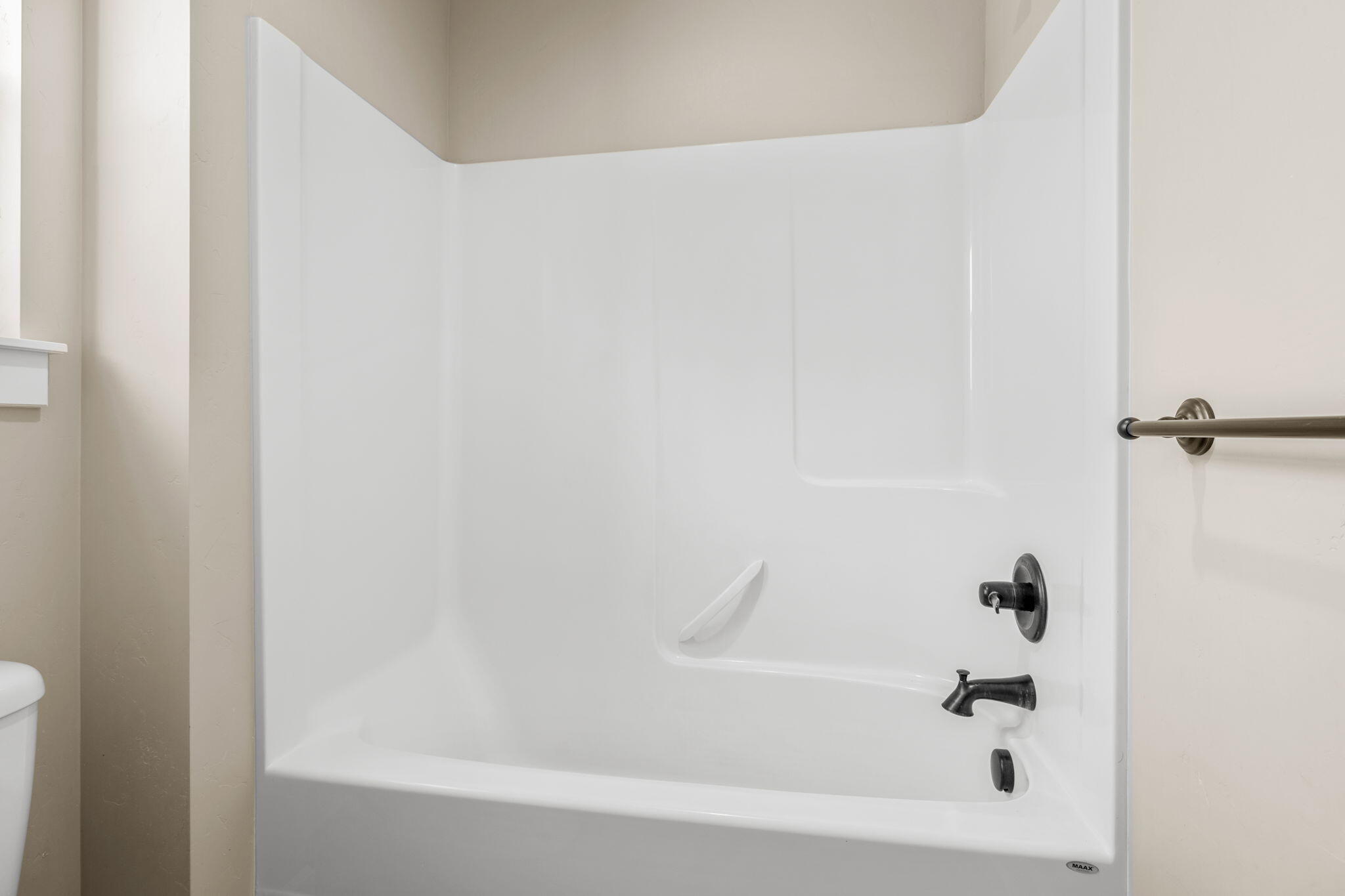 3807 NE Purcell Boulevard