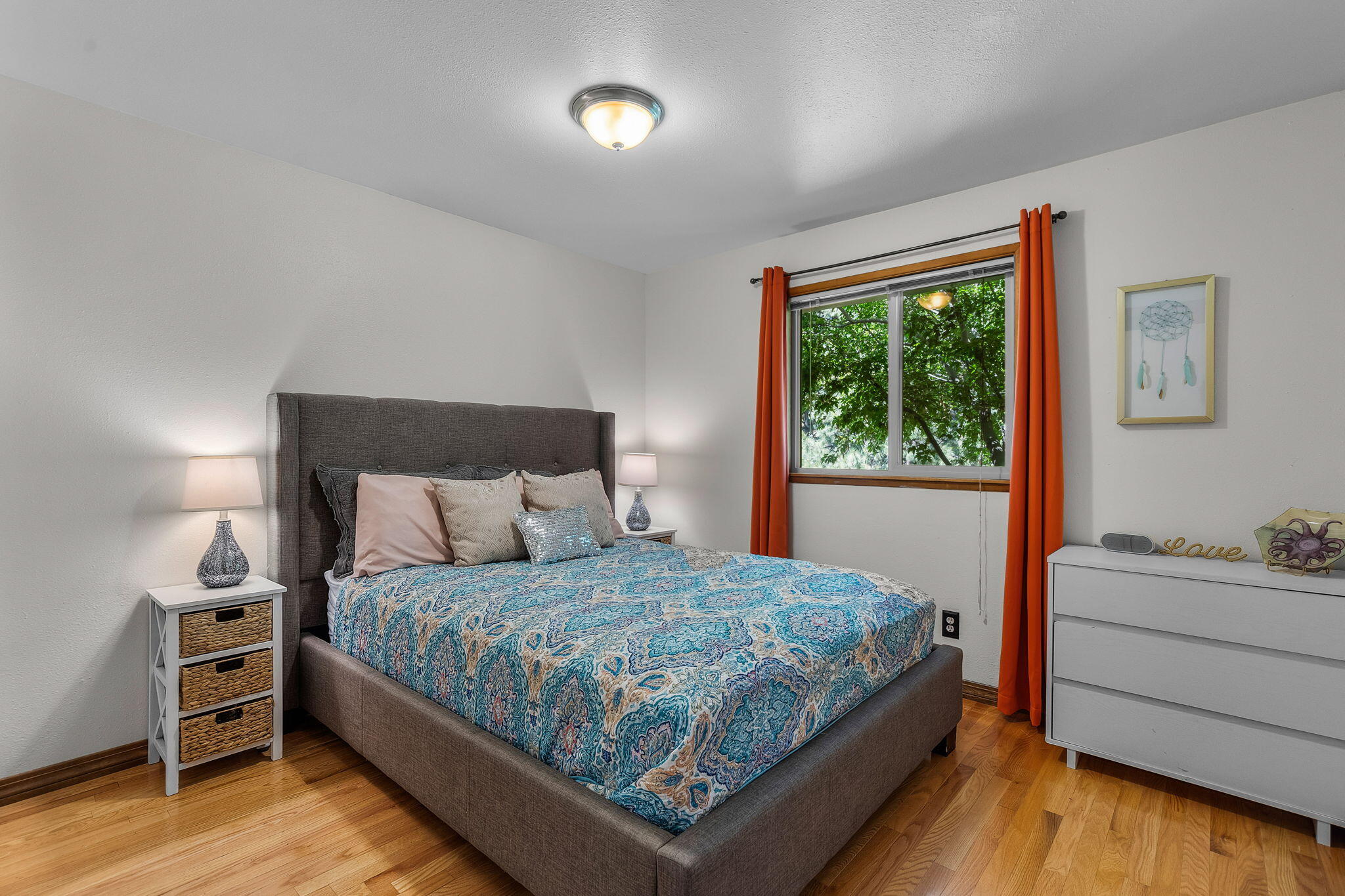 60811 Goldenrain Drive