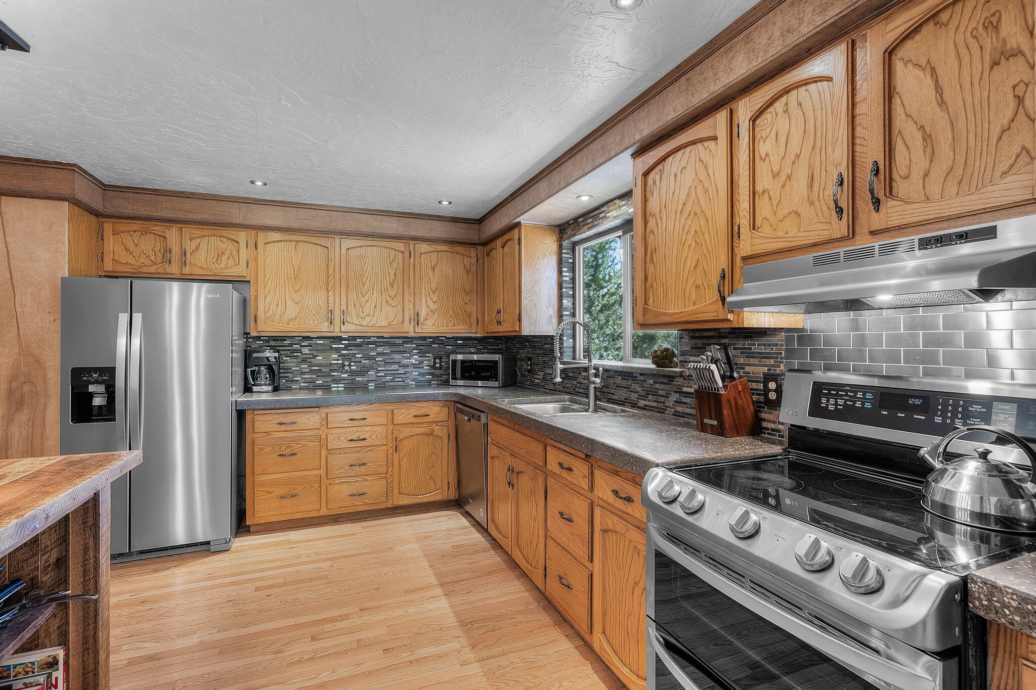 60811 Goldenrain Drive