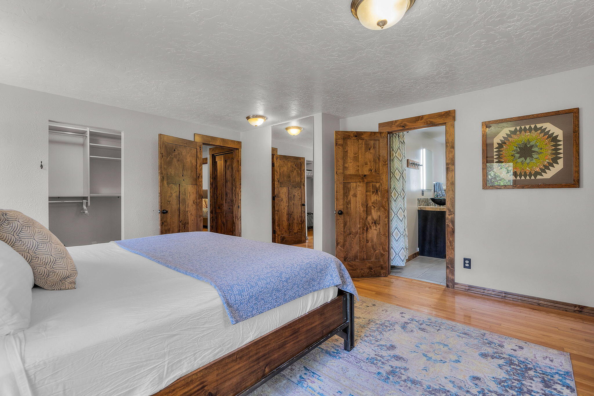 60811 Goldenrain Drive