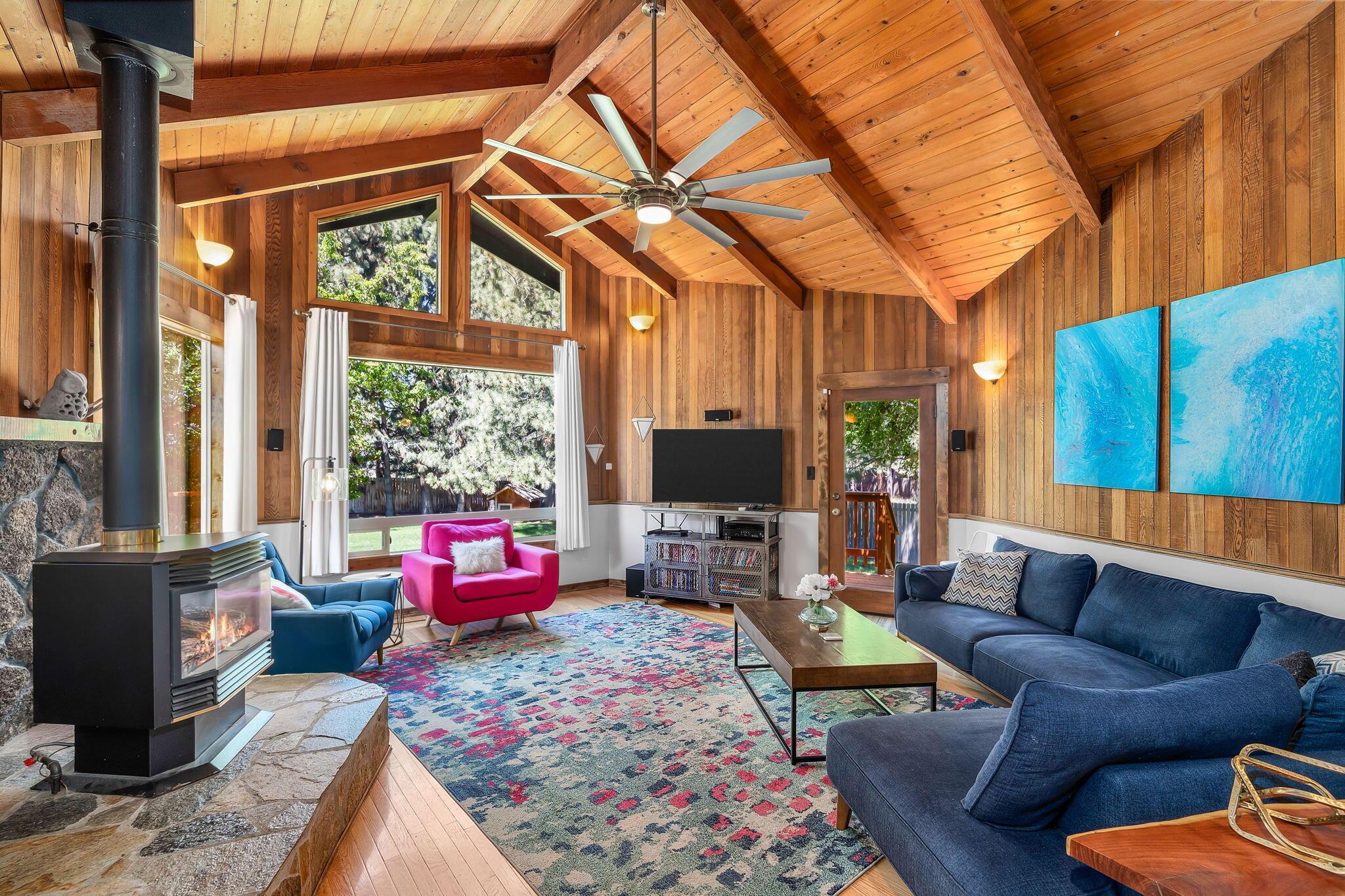 60811 Goldenrain Drive