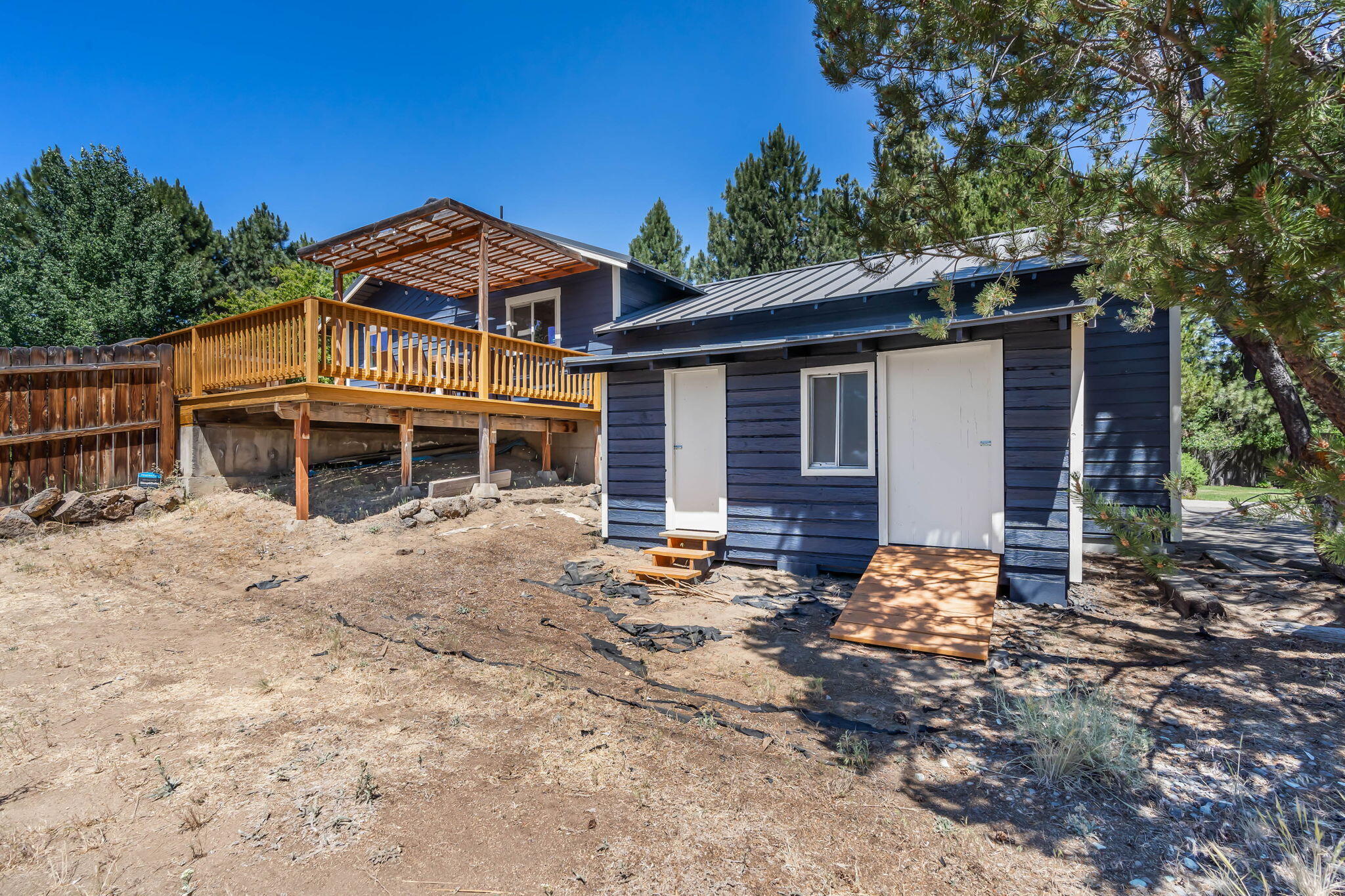 60811 Goldenrain Drive