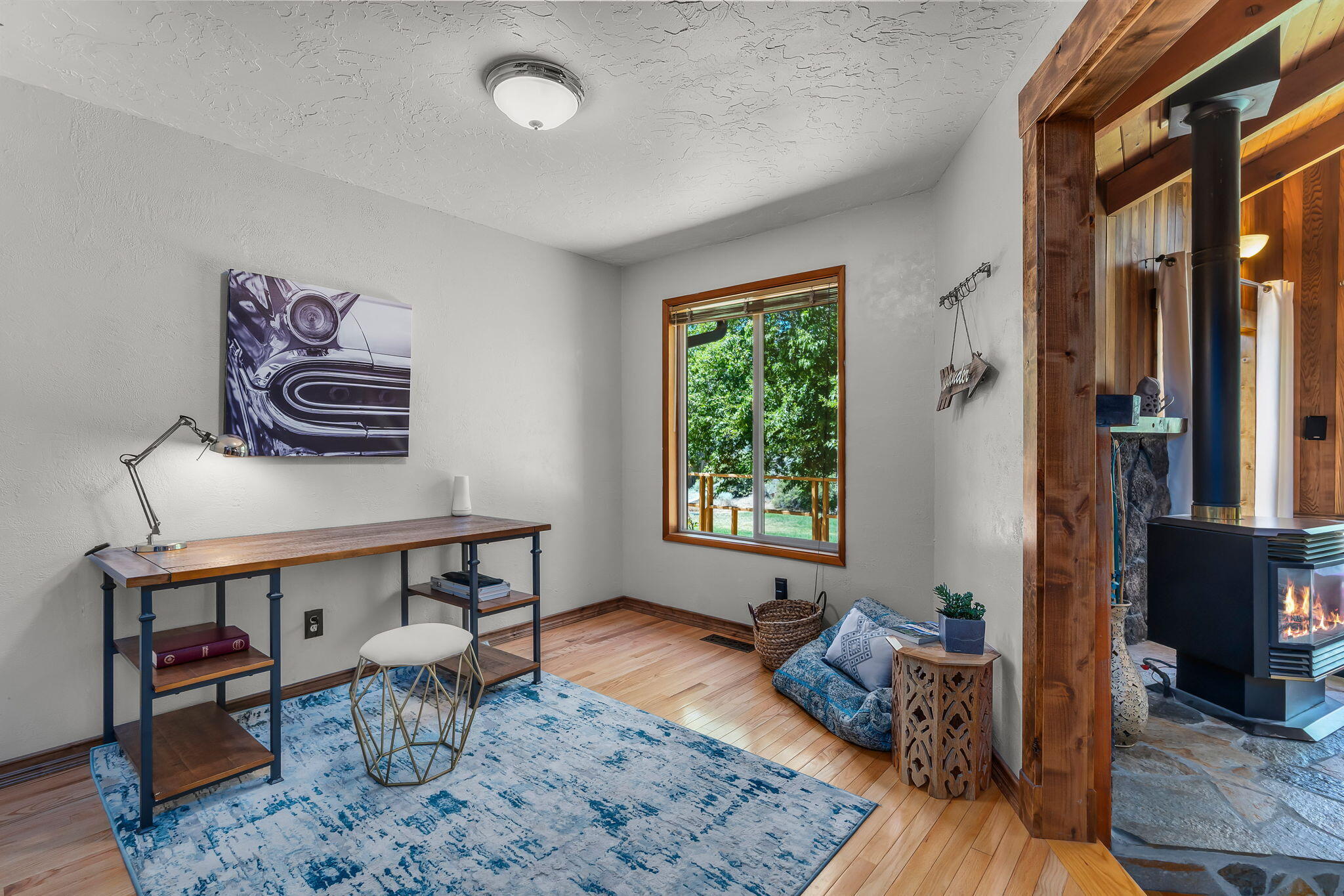 60811 Goldenrain Drive