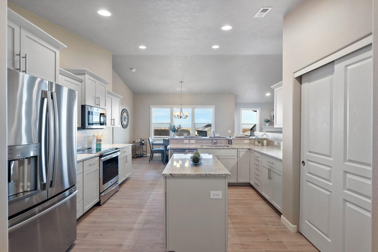 3249 NW Canyon Drive, 129