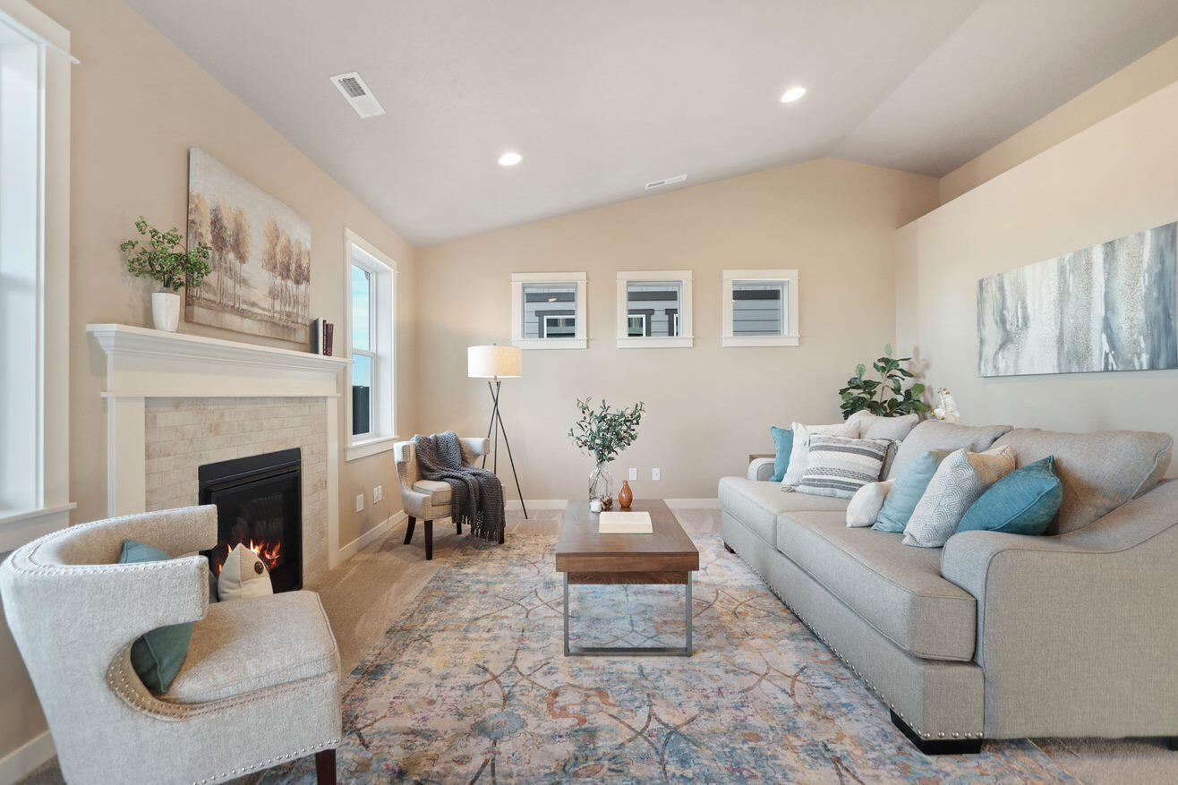 3249 NW Canyon Drive, 129