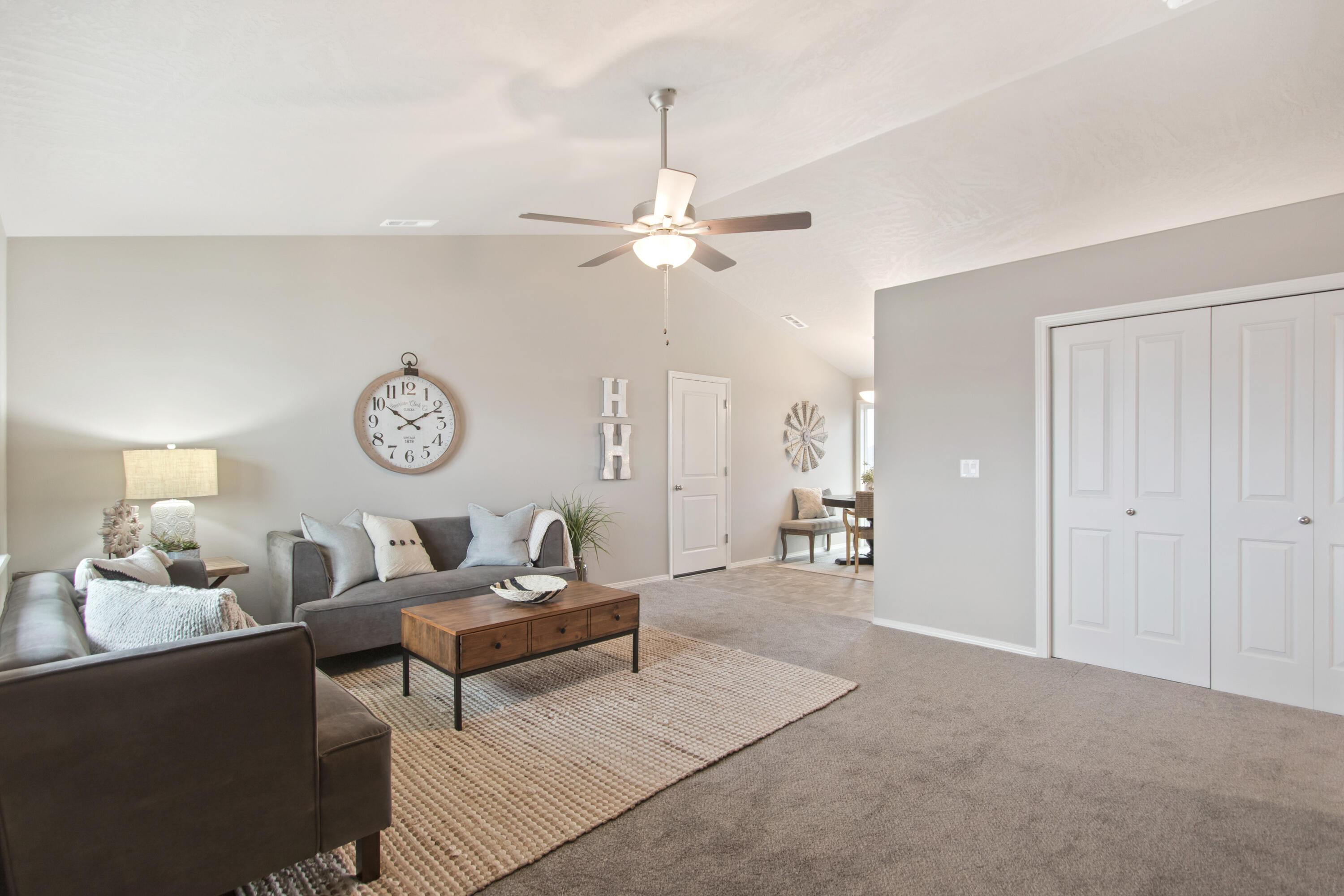 61989 NE Nates Place