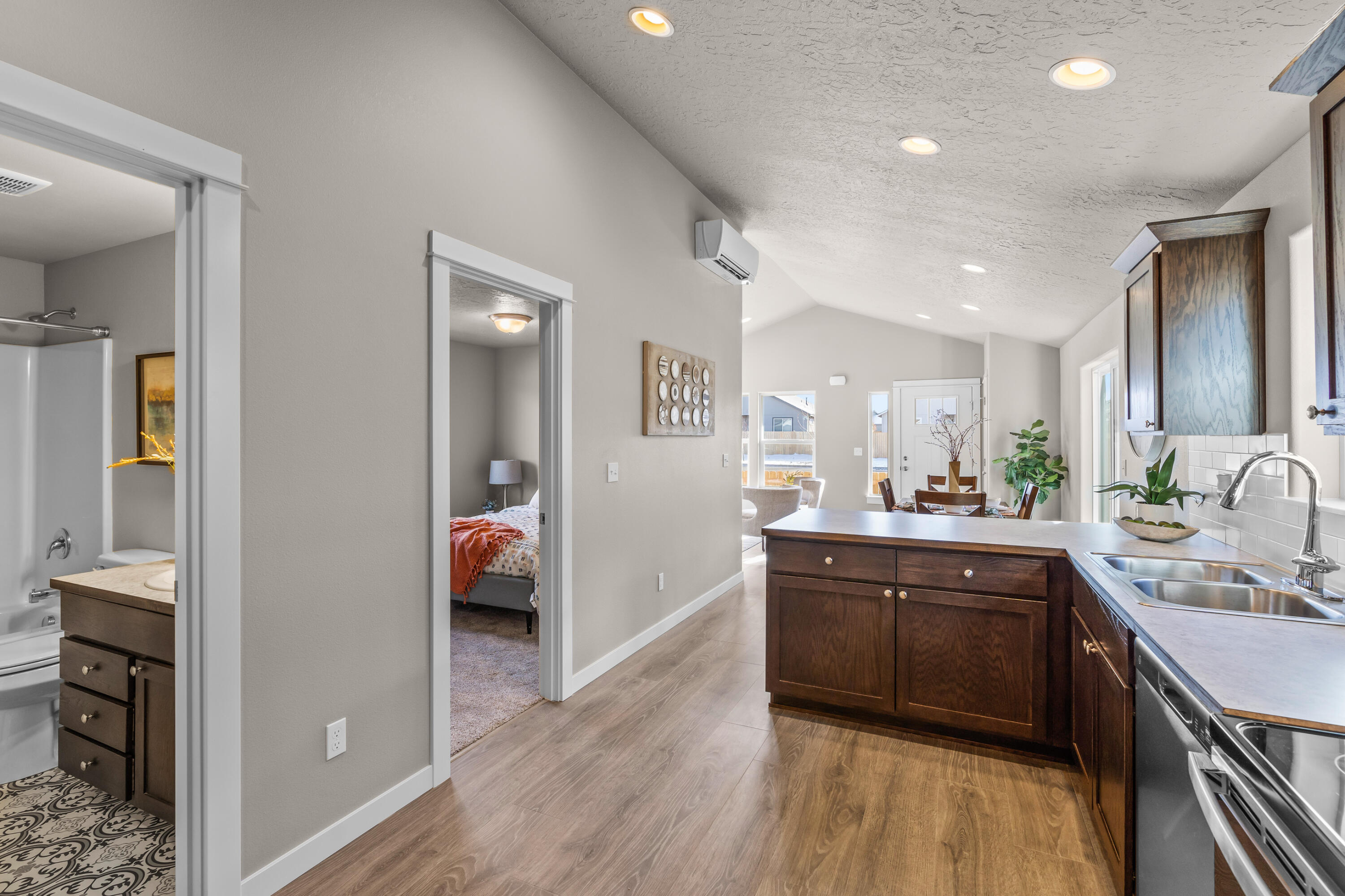 62017 NE Nates Place