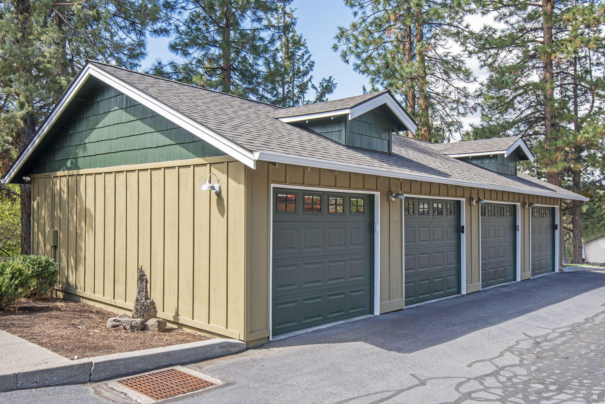 1940 NW Monterey Pines Drive, UNIT 15