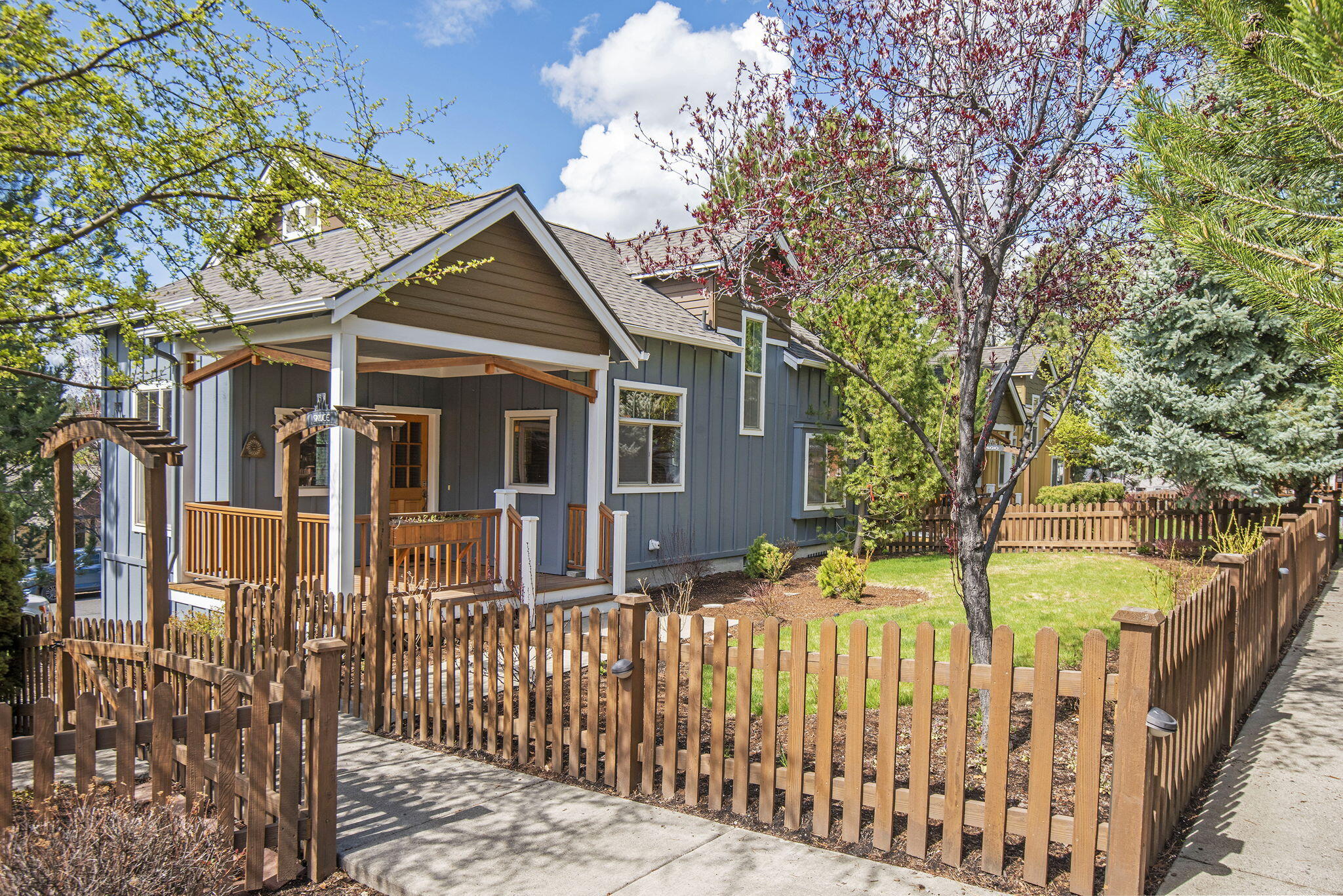 1940 NW Monterey Pines Drive, UNIT 15