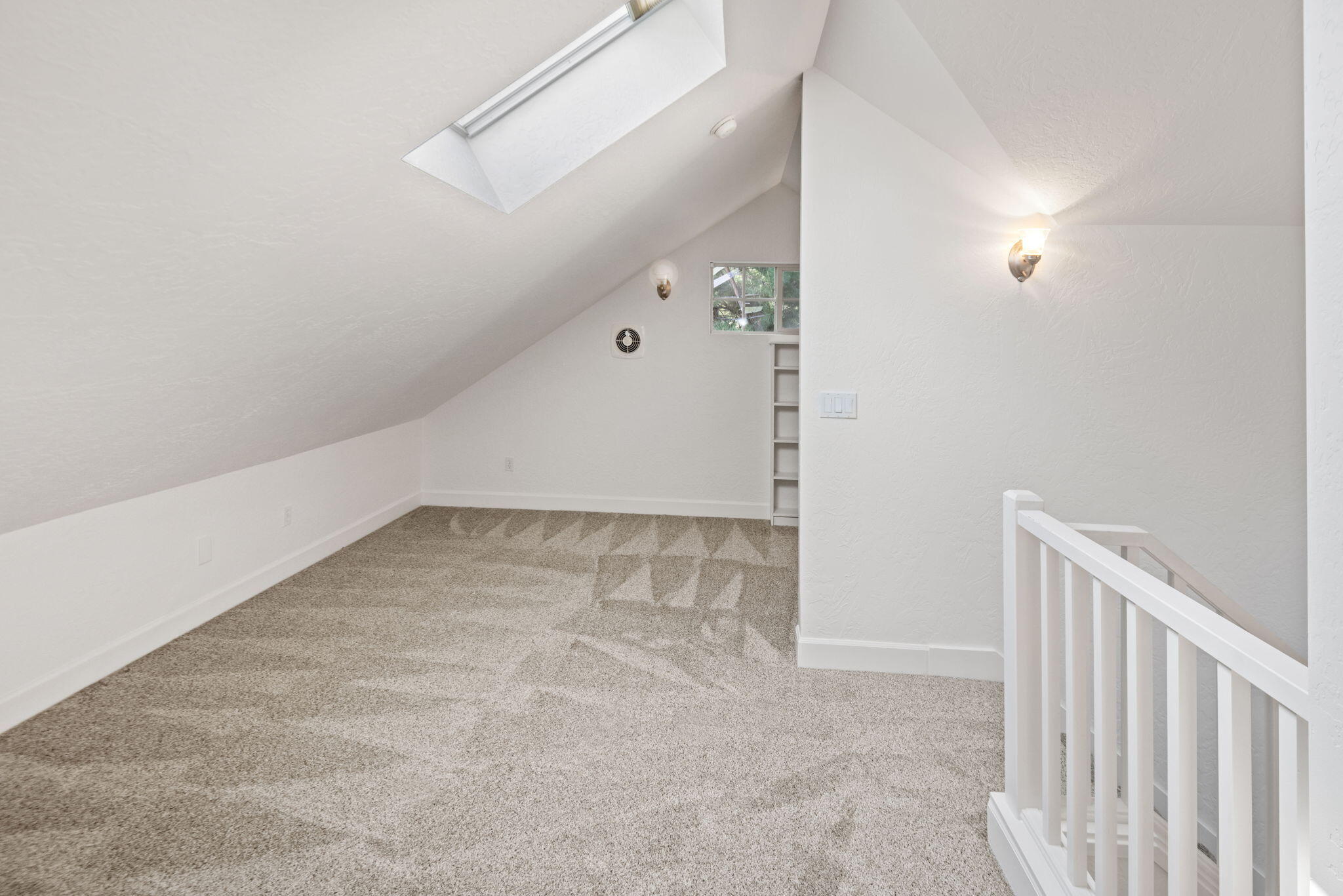 1940 NW Monterey Pines Drive, UNIT 15