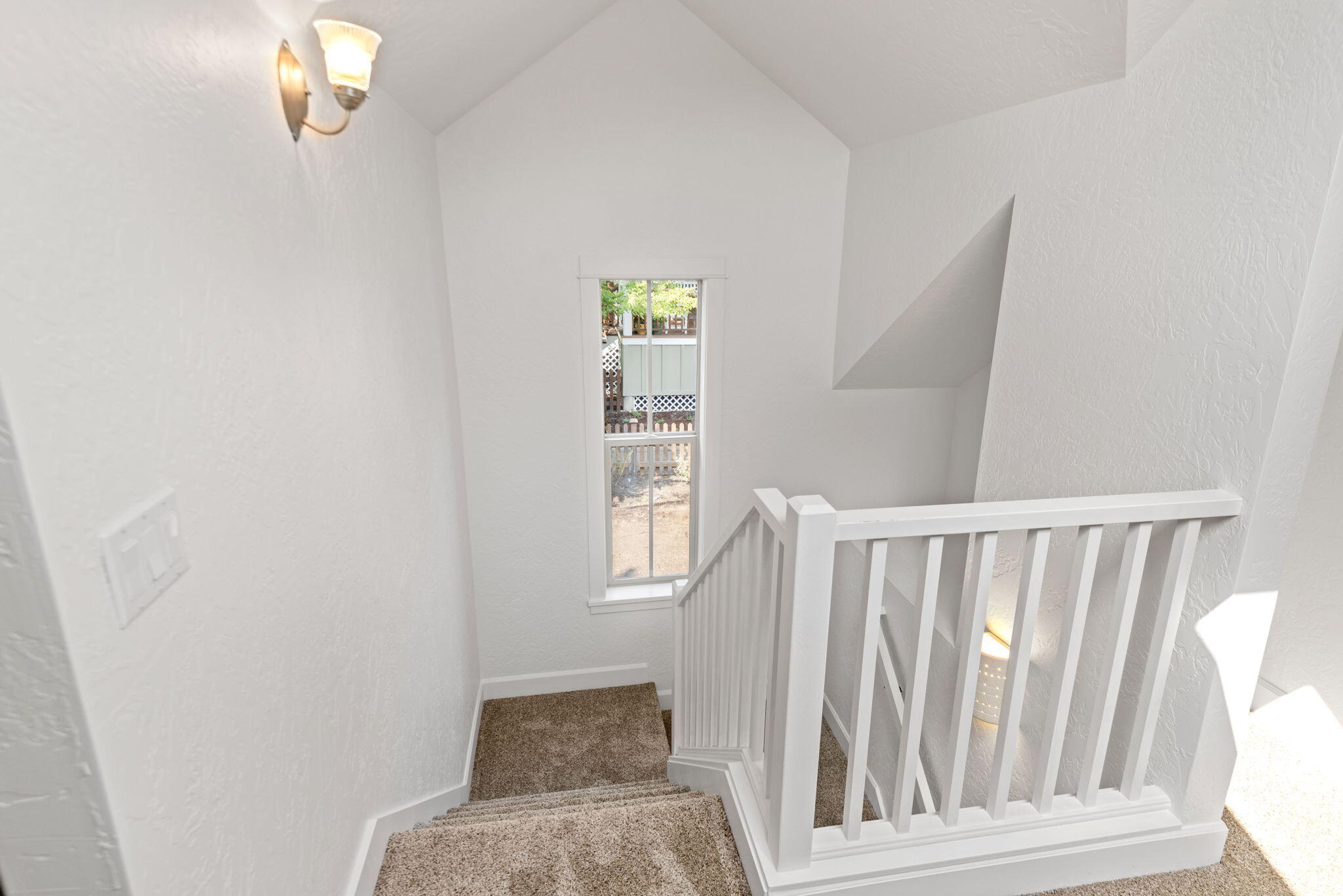 1940 NW Monterey Pines Drive, UNIT 15