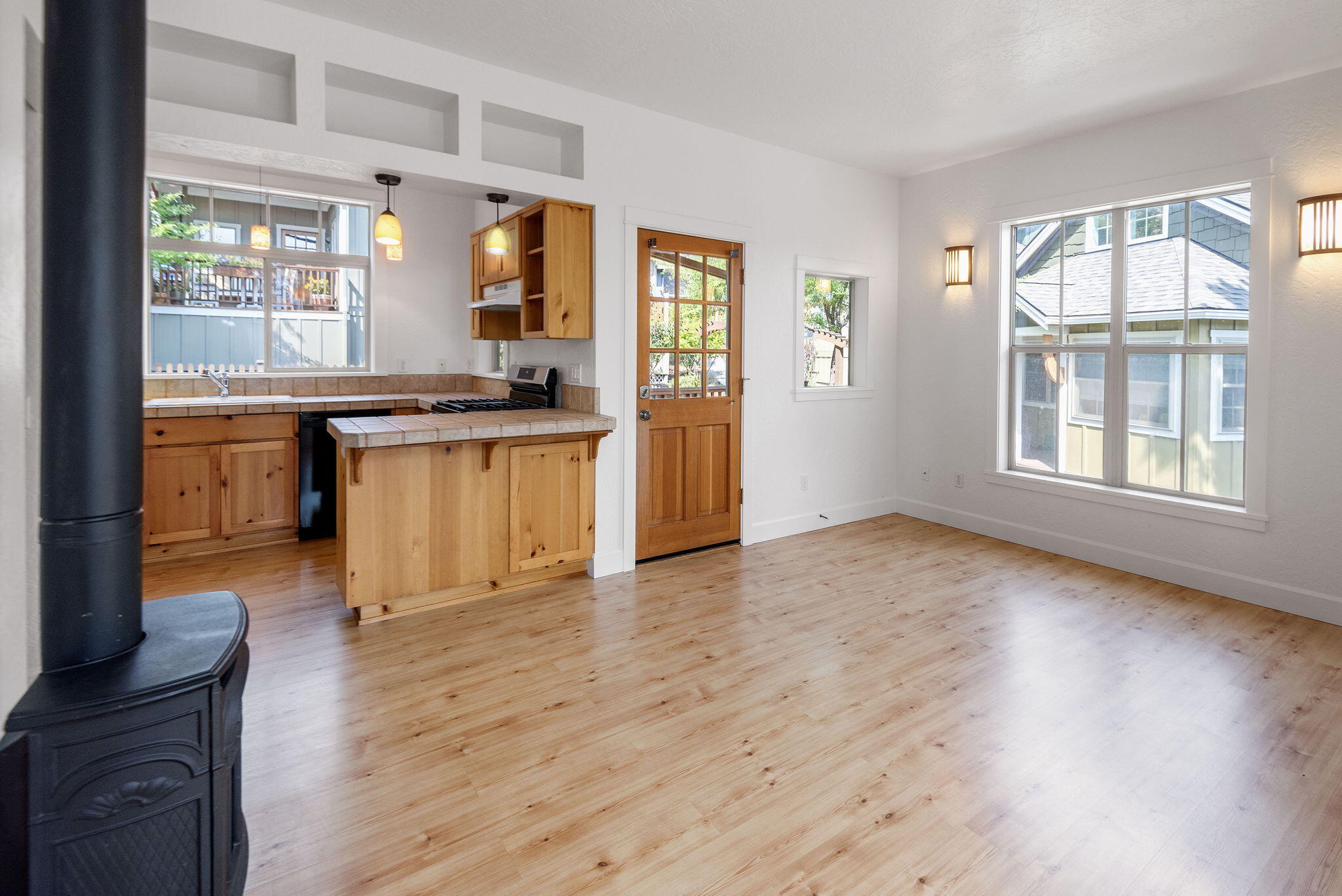 1940 NW Monterey Pines Drive, UNIT 15