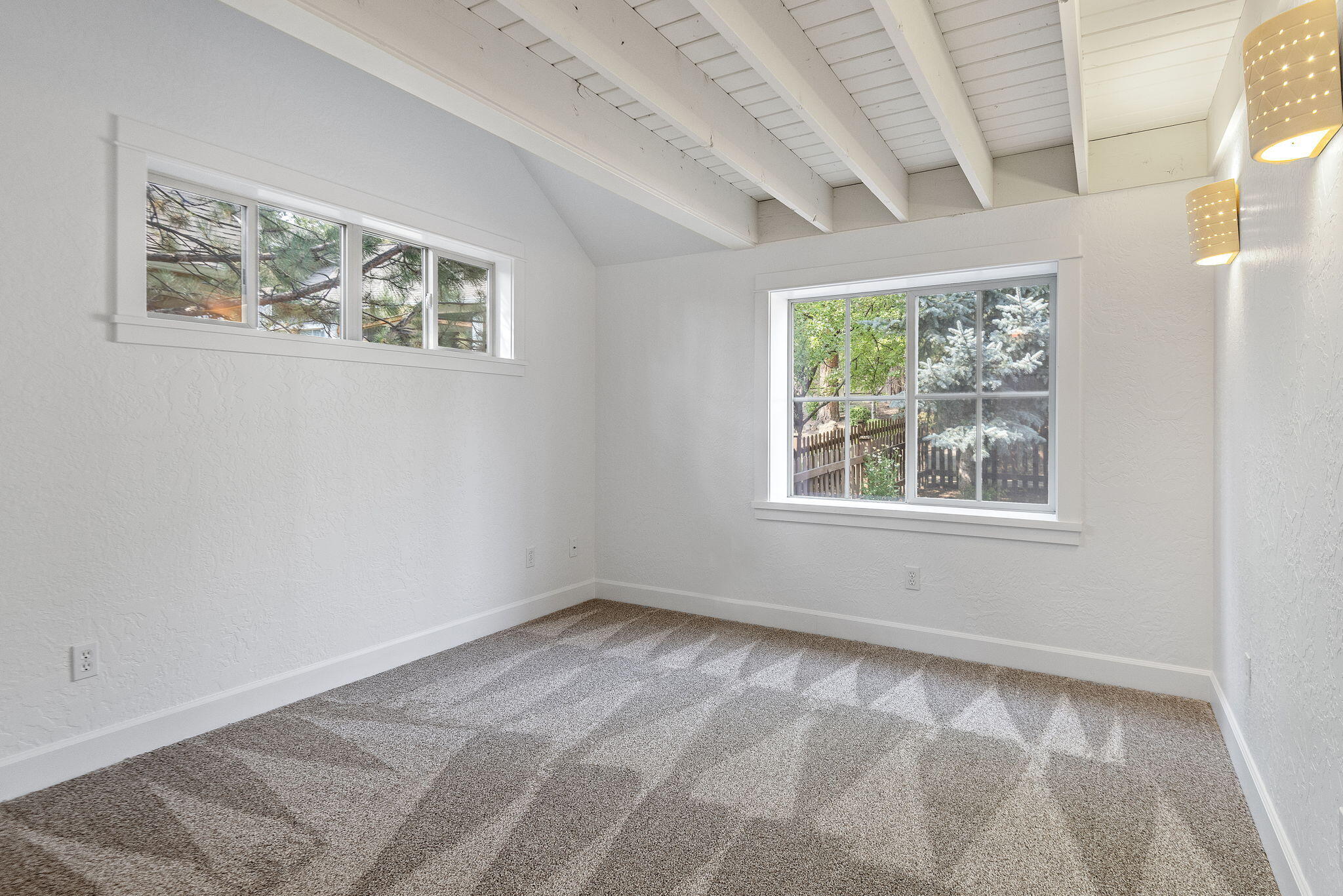 1940 NW Monterey Pines Drive, UNIT 15