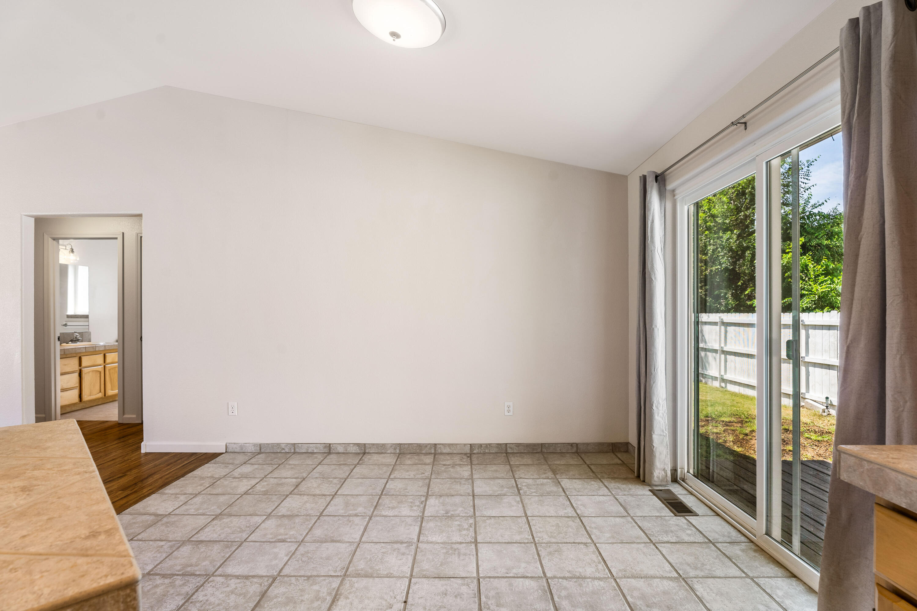 2529 NE Moonlight Drive