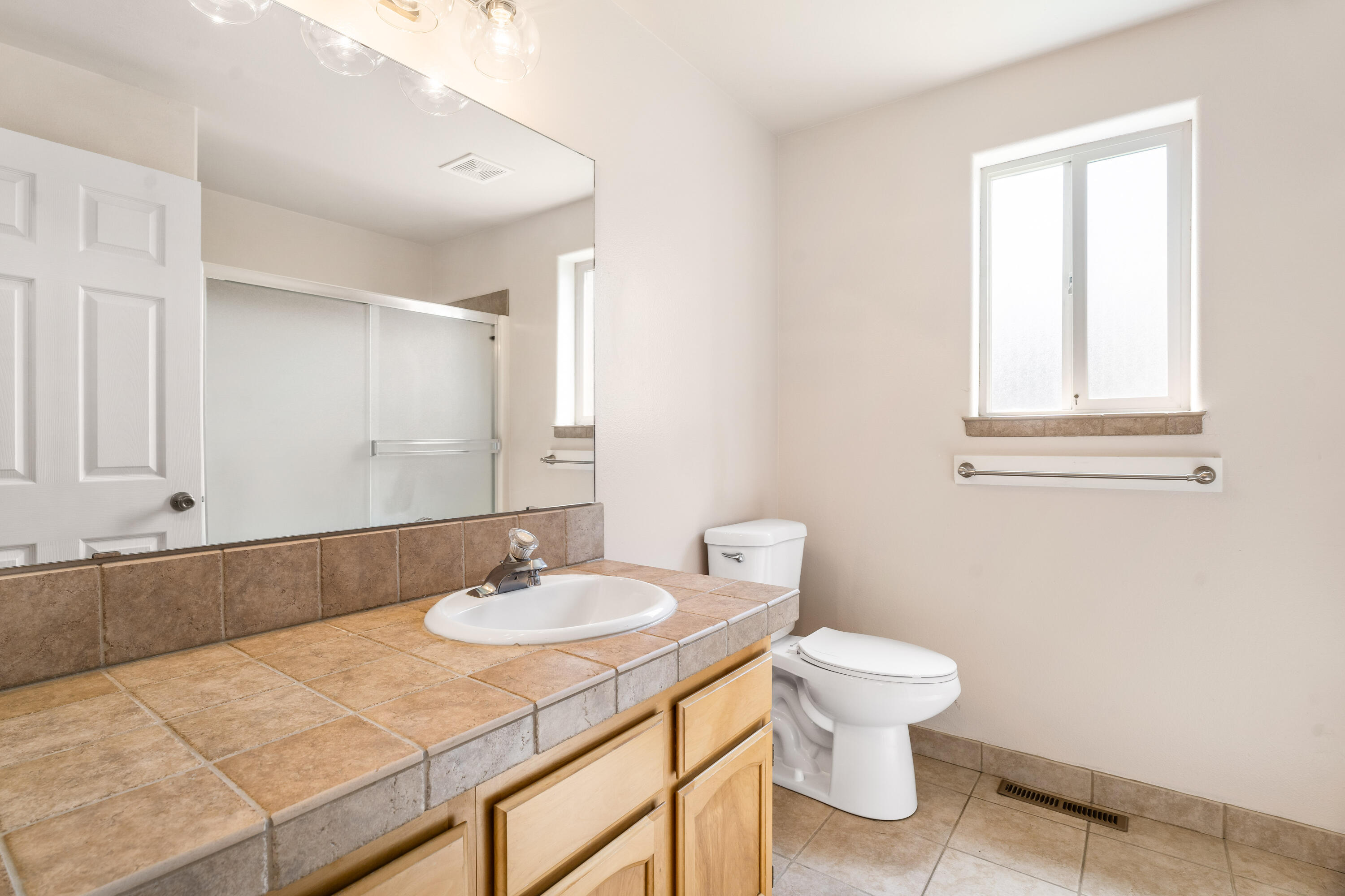 2529 NE Moonlight Drive