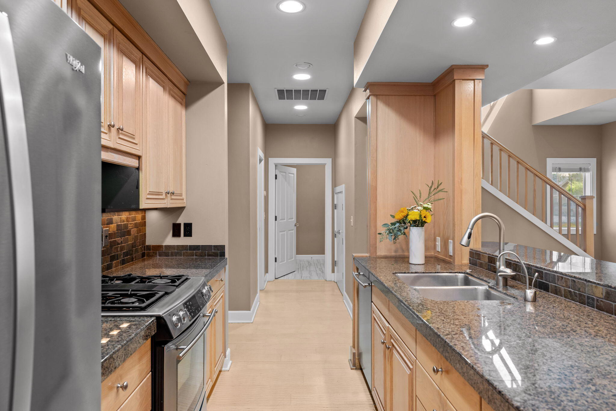 1892 NE Maker Way