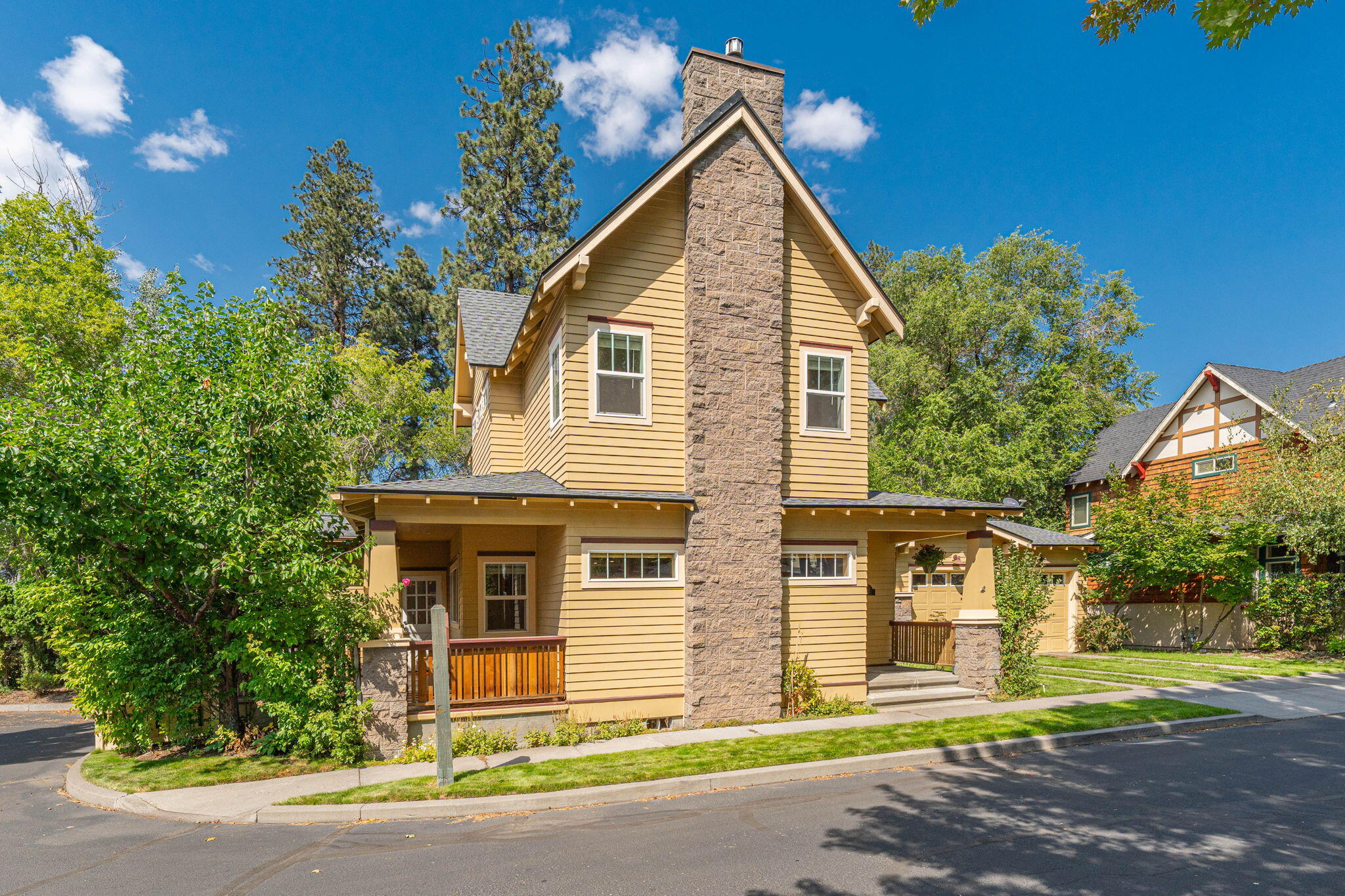 1892 NE Maker Way