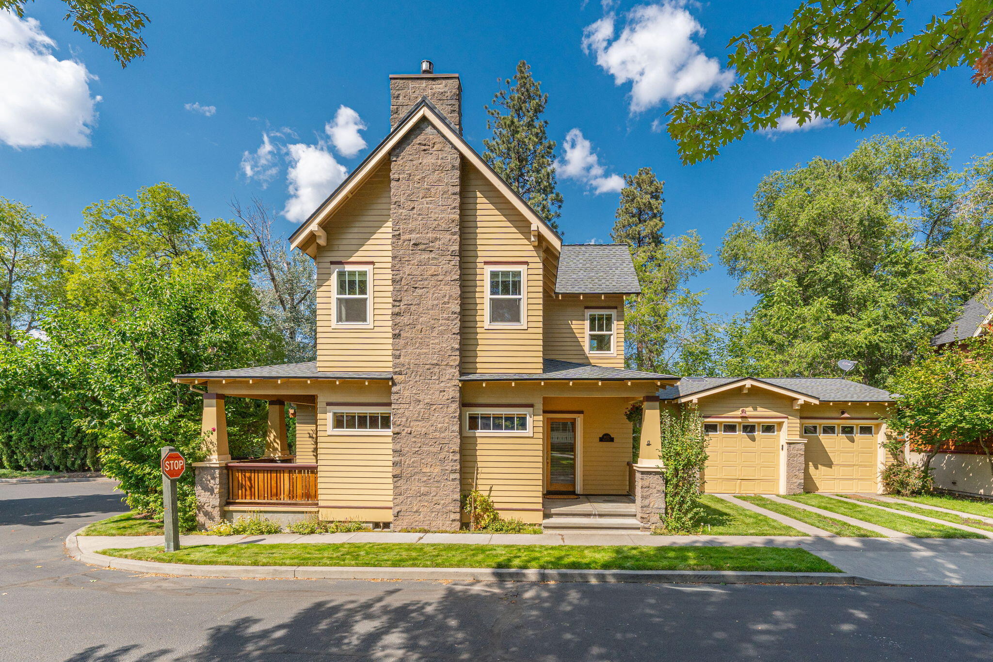 1892 NE Maker Way