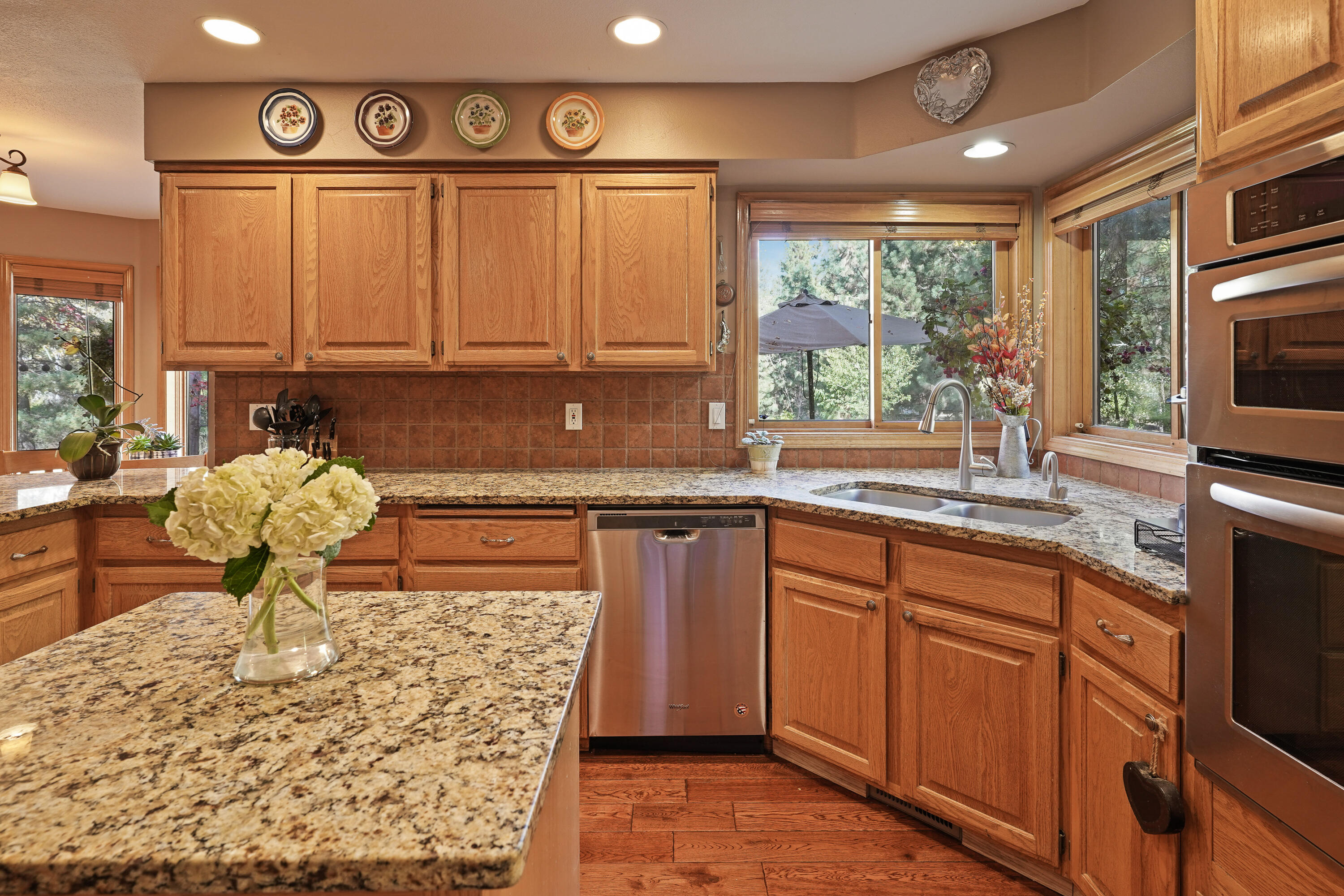 61114 Minaret Circle