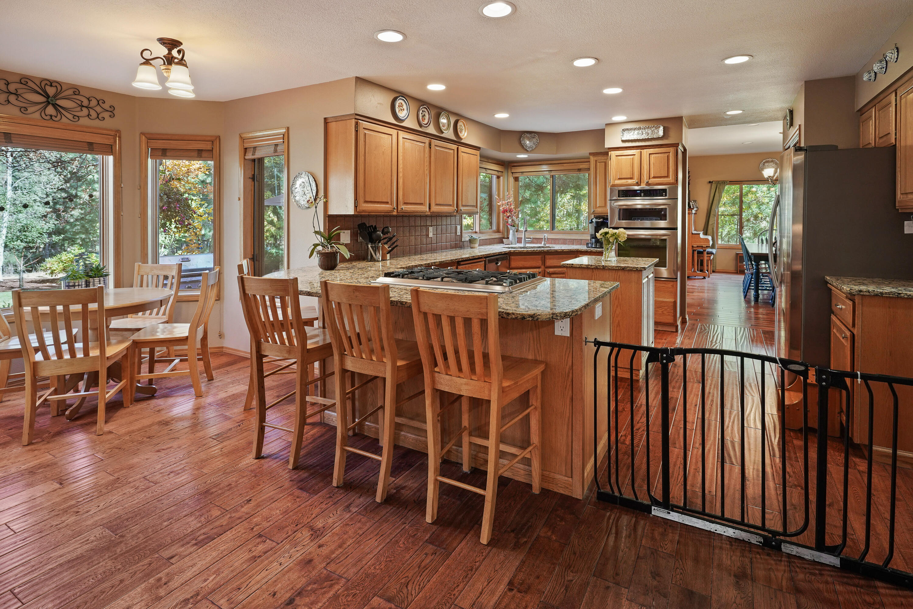 61114 Minaret Circle