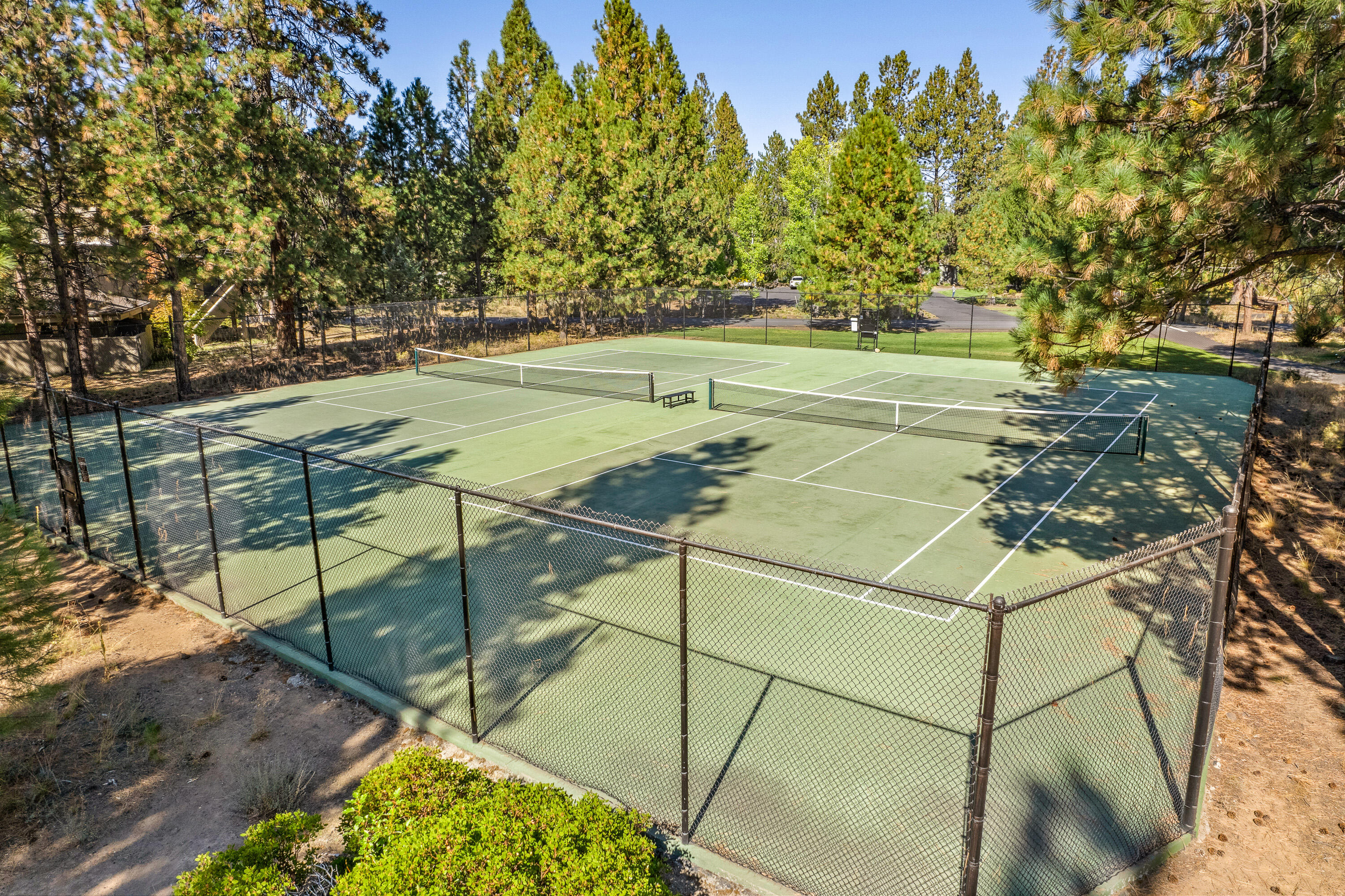 61114 Minaret Circle