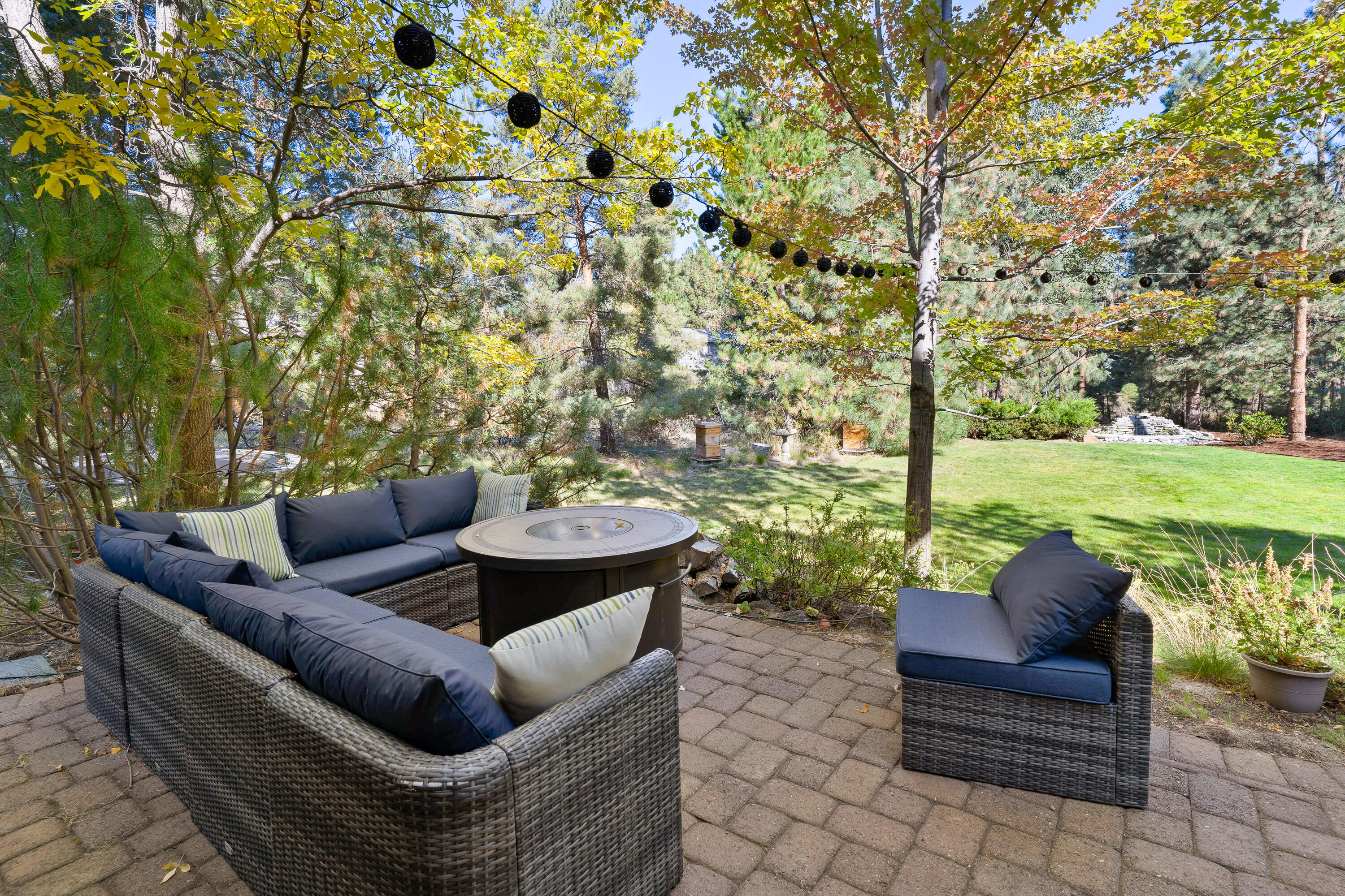 61114 Minaret Circle