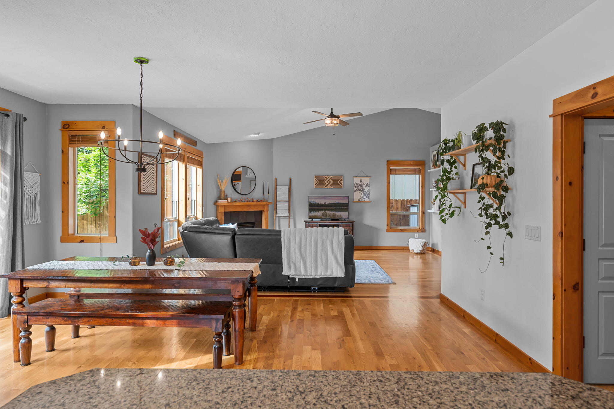 2160 NW Redwood Avenue