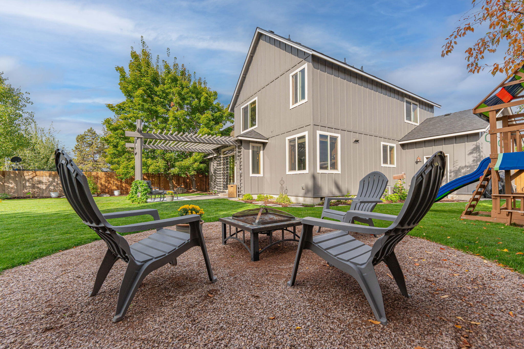 2160 NW Redwood Avenue