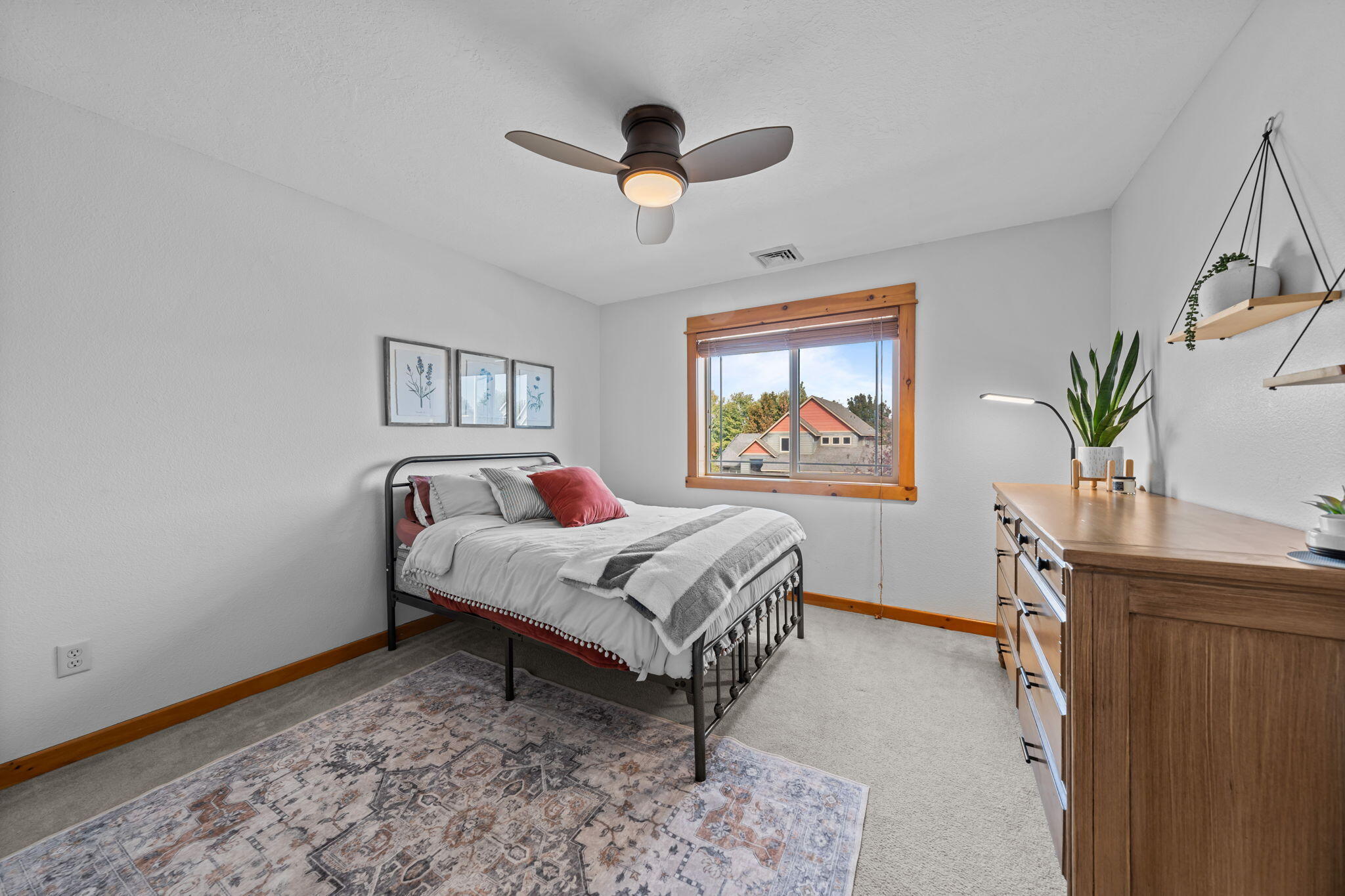 2160 NW Redwood Avenue