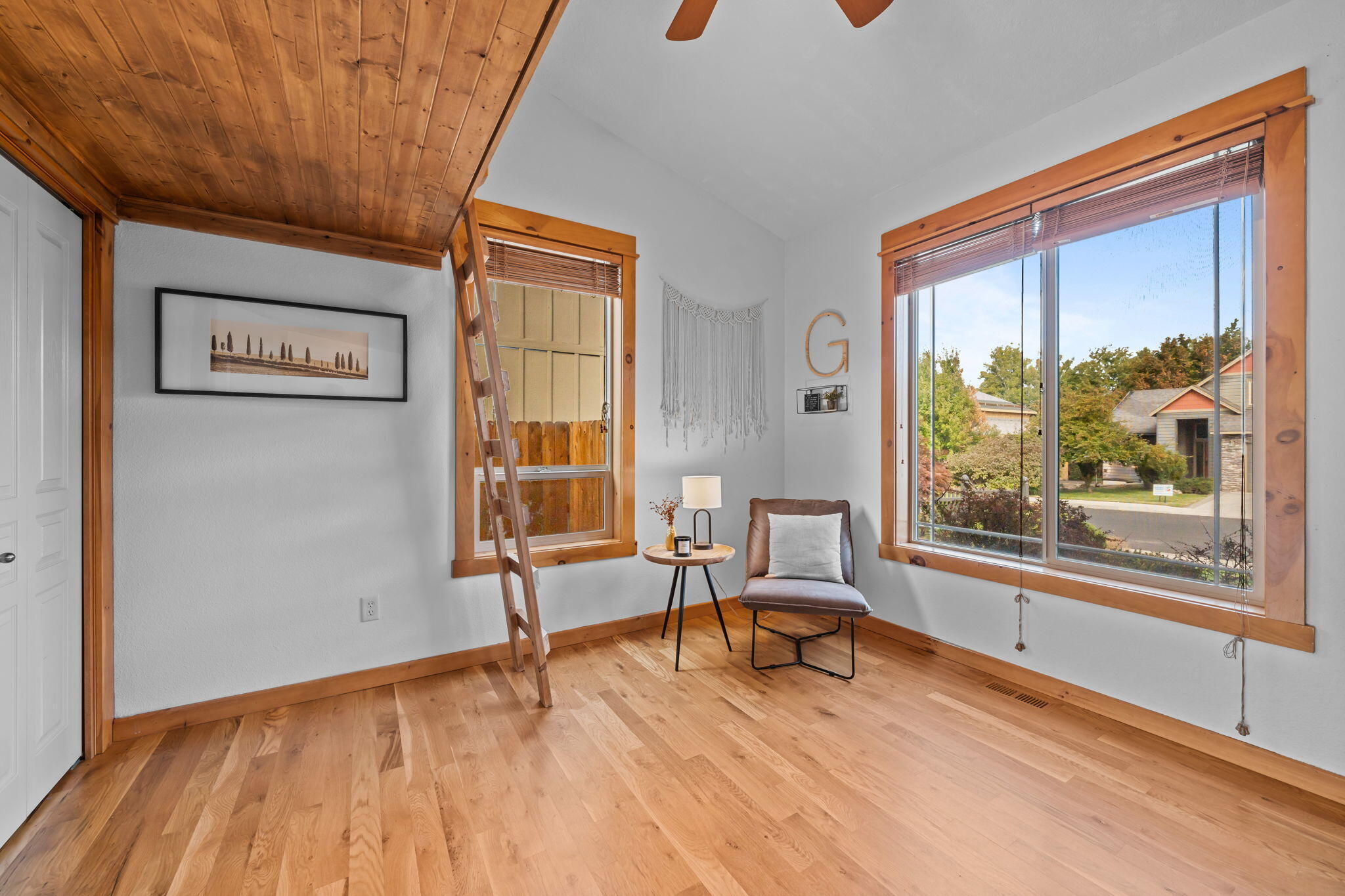 2160 NW Redwood Avenue