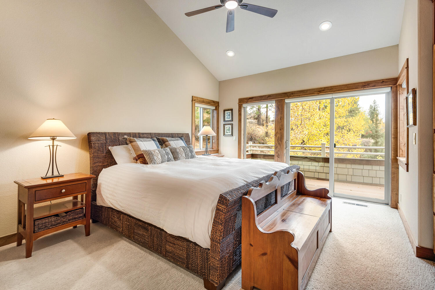 19563 Painted Ridge Loop