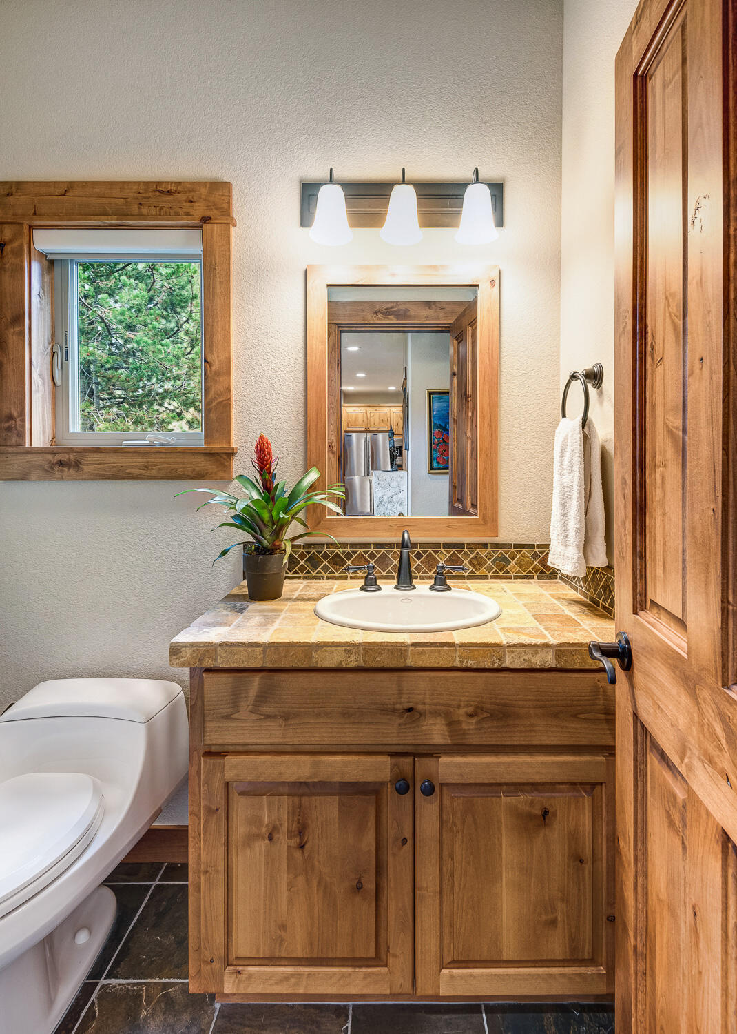 19563 Painted Ridge Loop