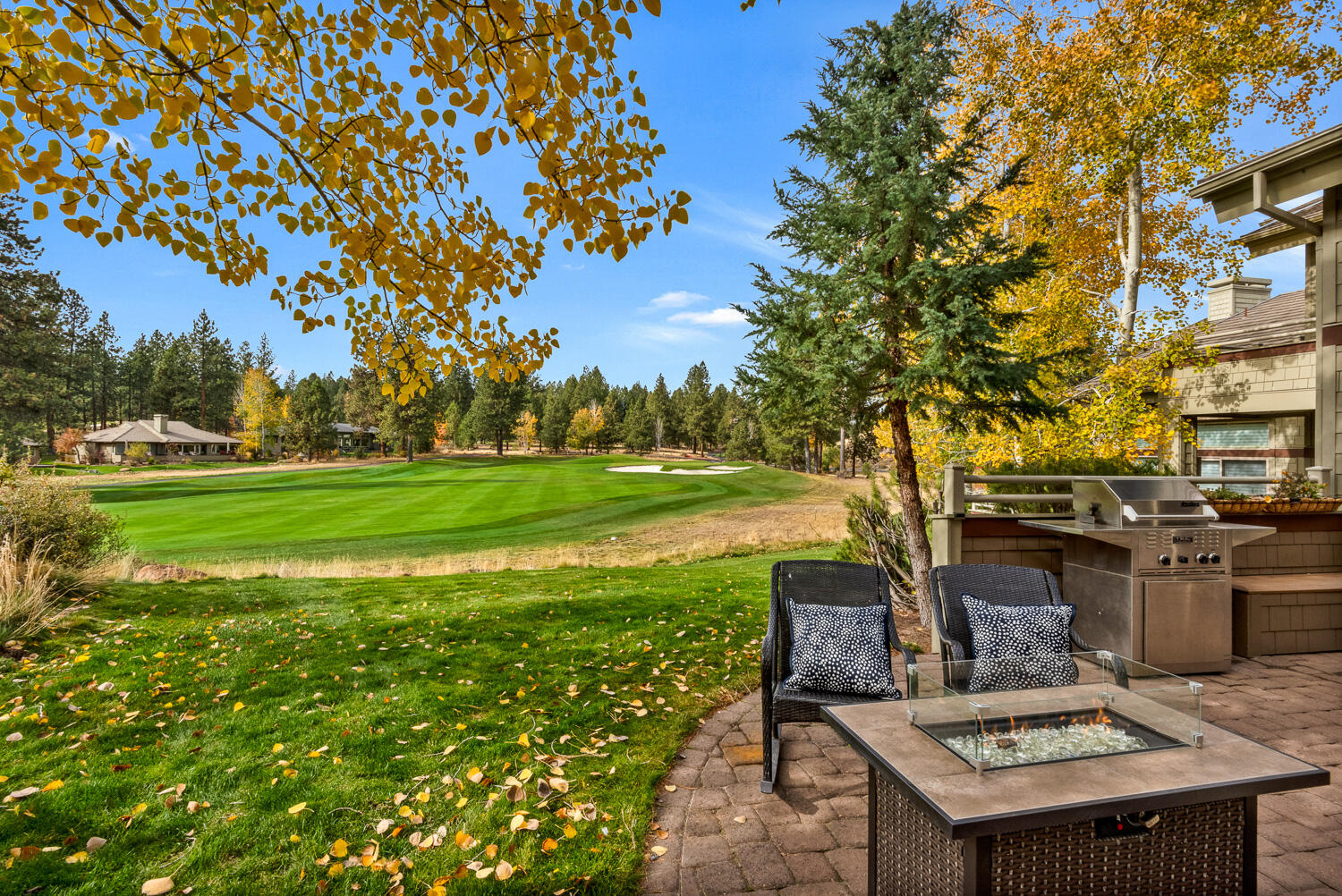 19563 Painted Ridge Loop