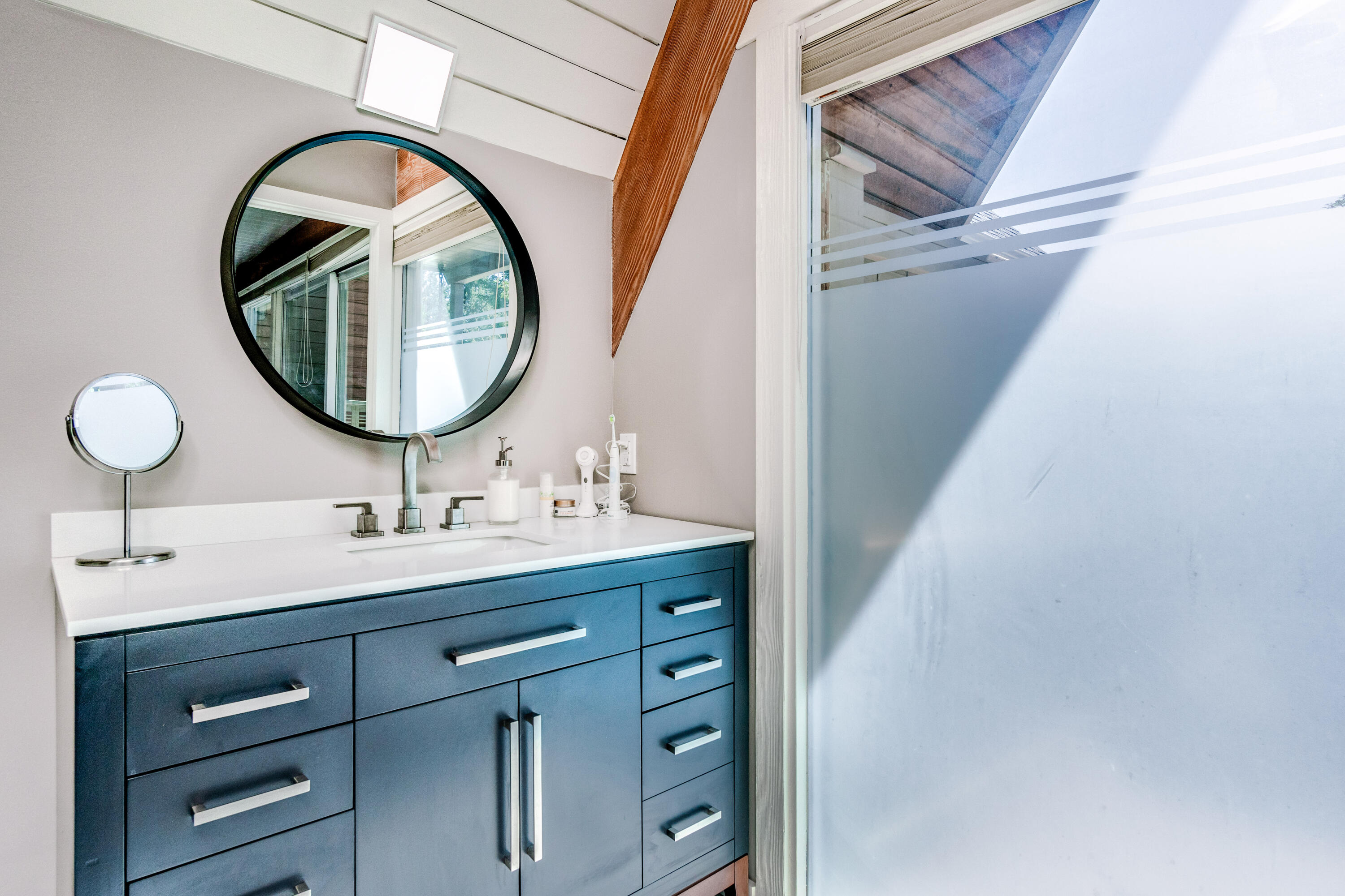 22675 Crestview Lane