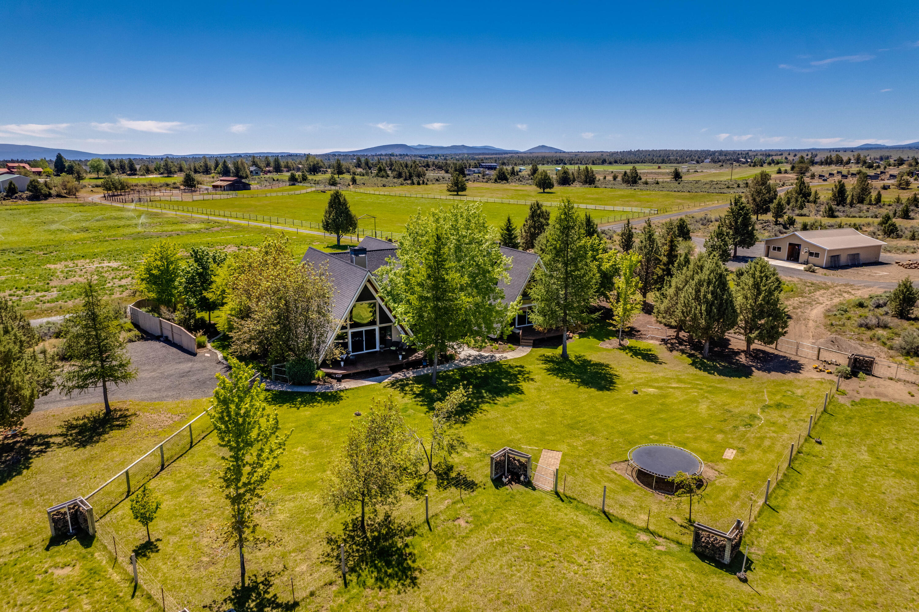 22675 Crestview Lane