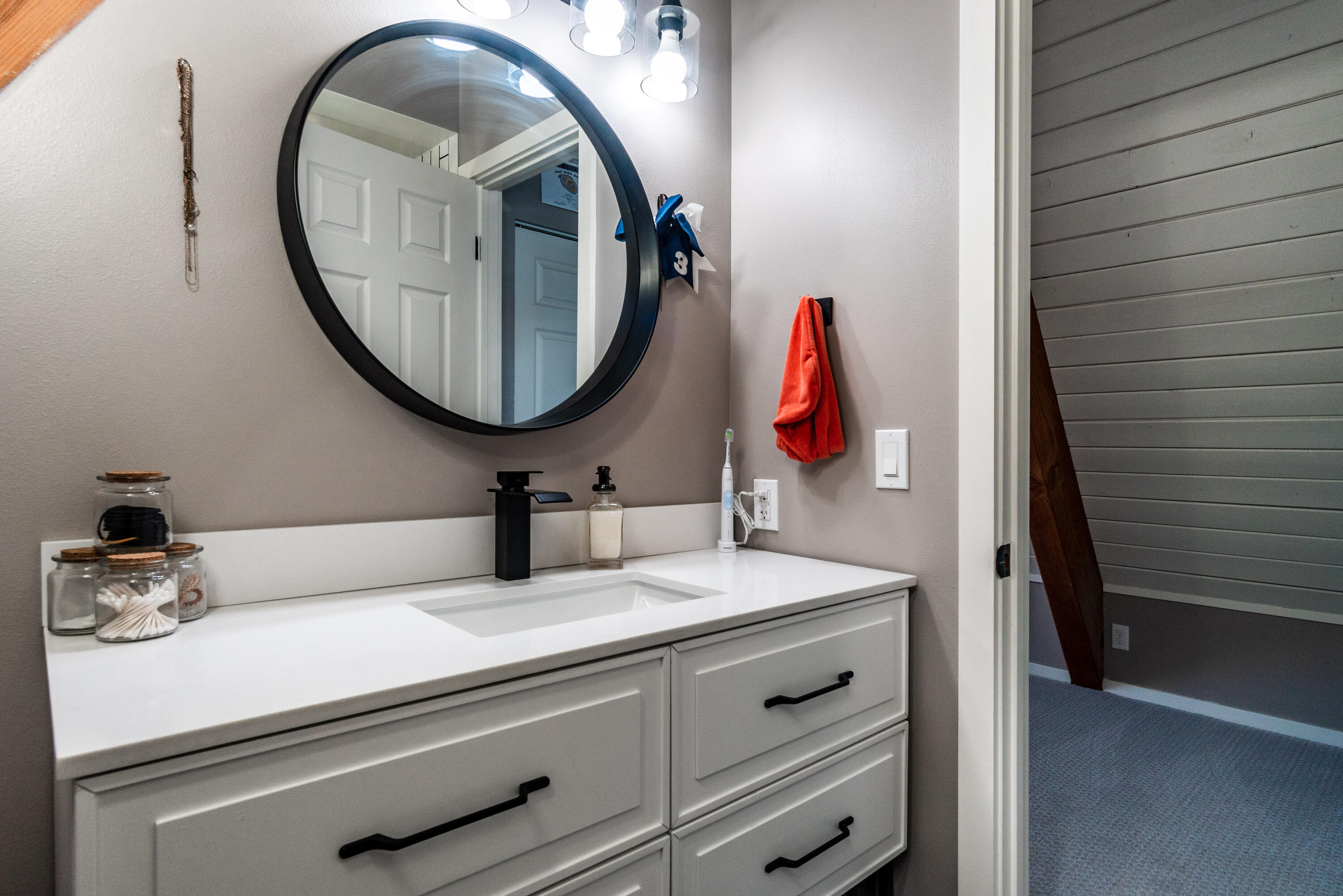 22675 Crestview Lane