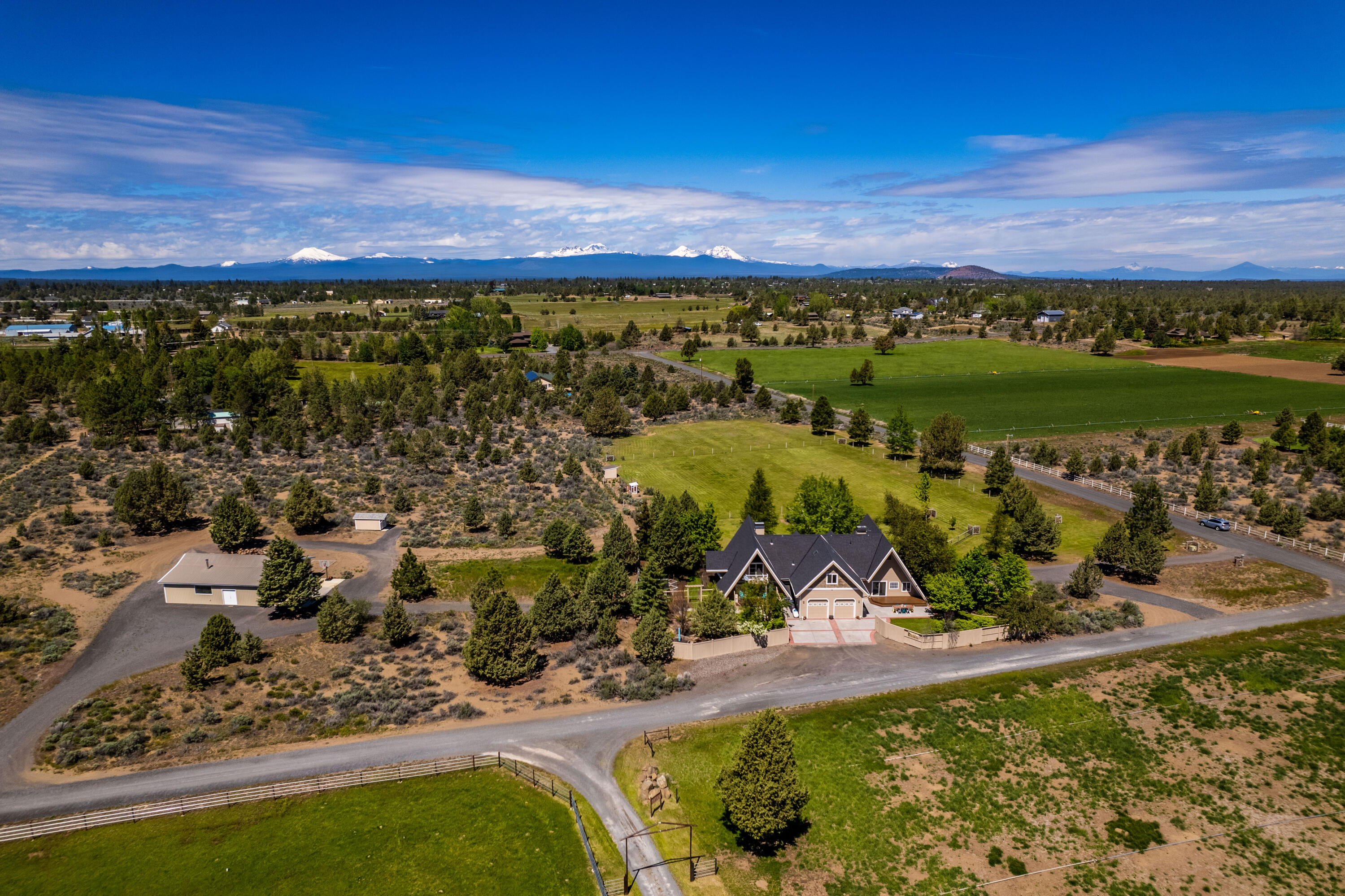 22675 Crestview Lane