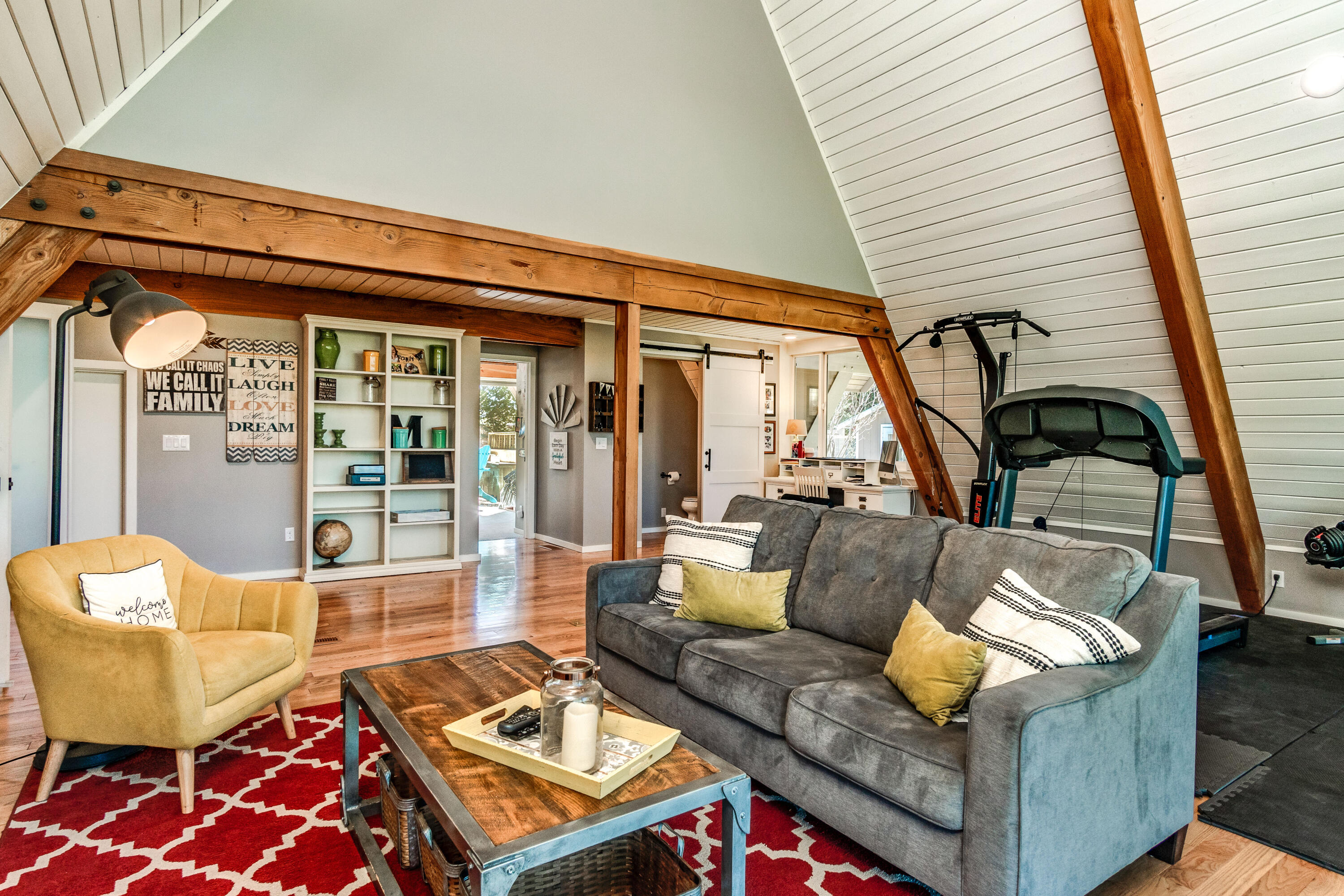 22675 Crestview Lane