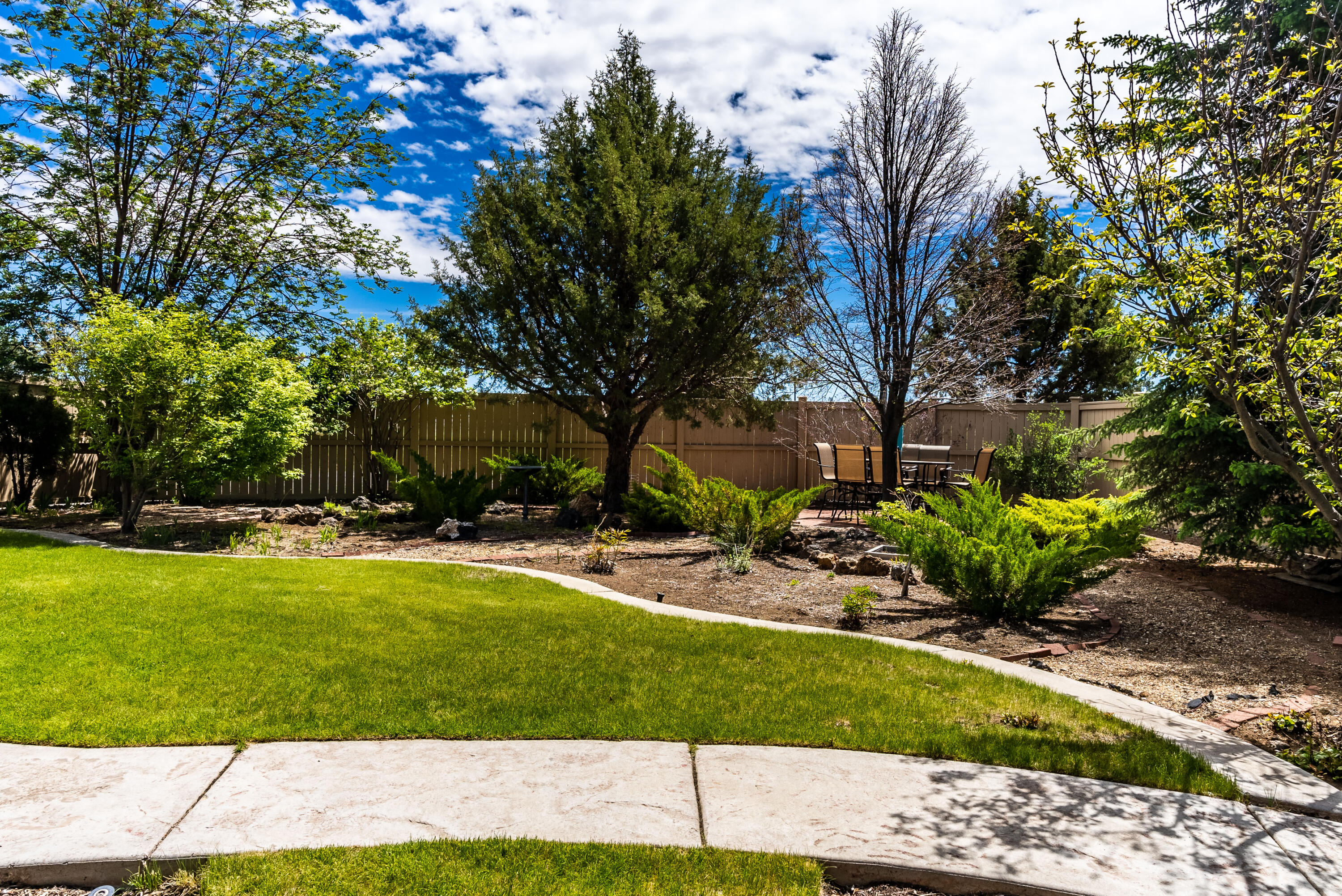 22675 Crestview Lane