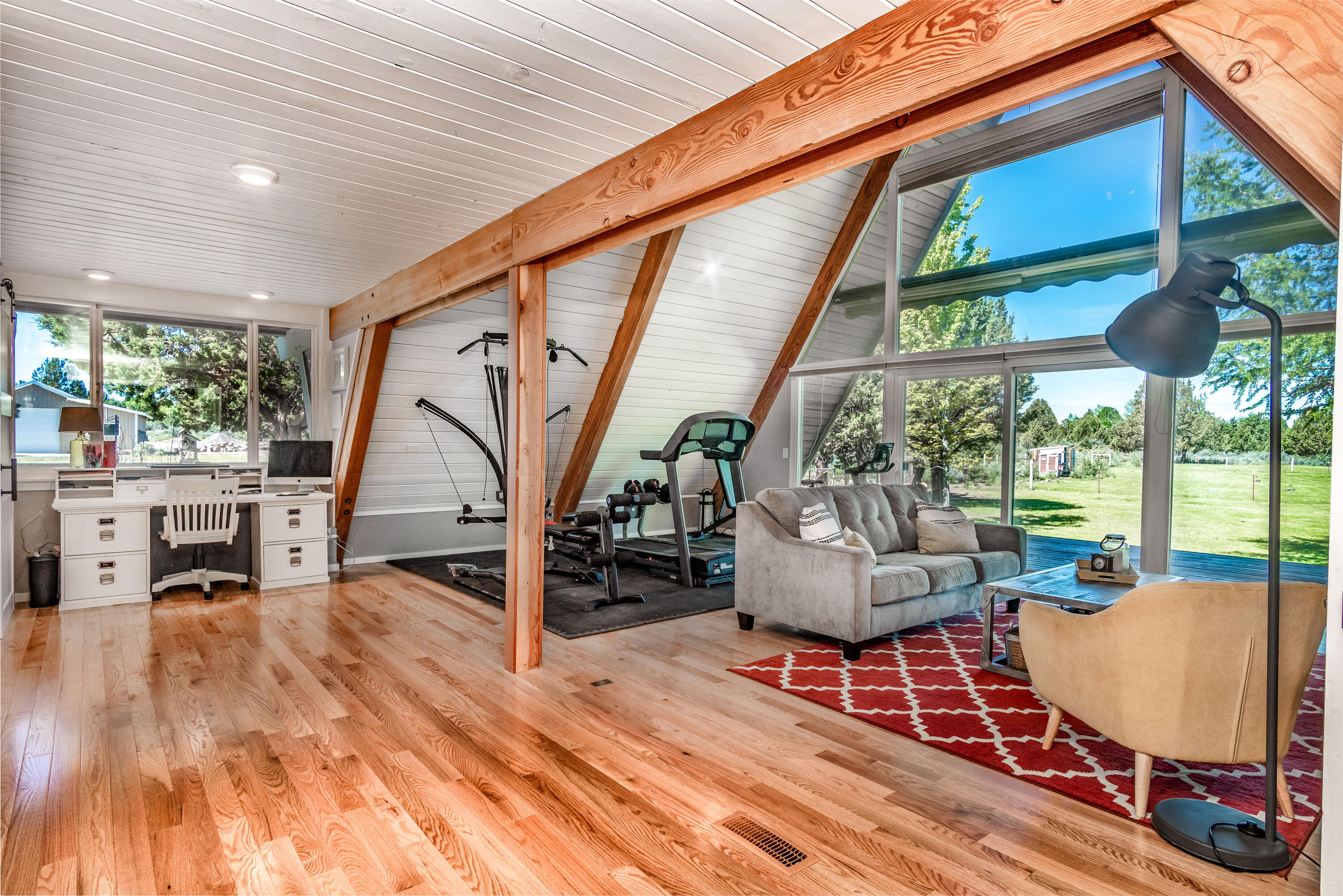 22675 Crestview Lane