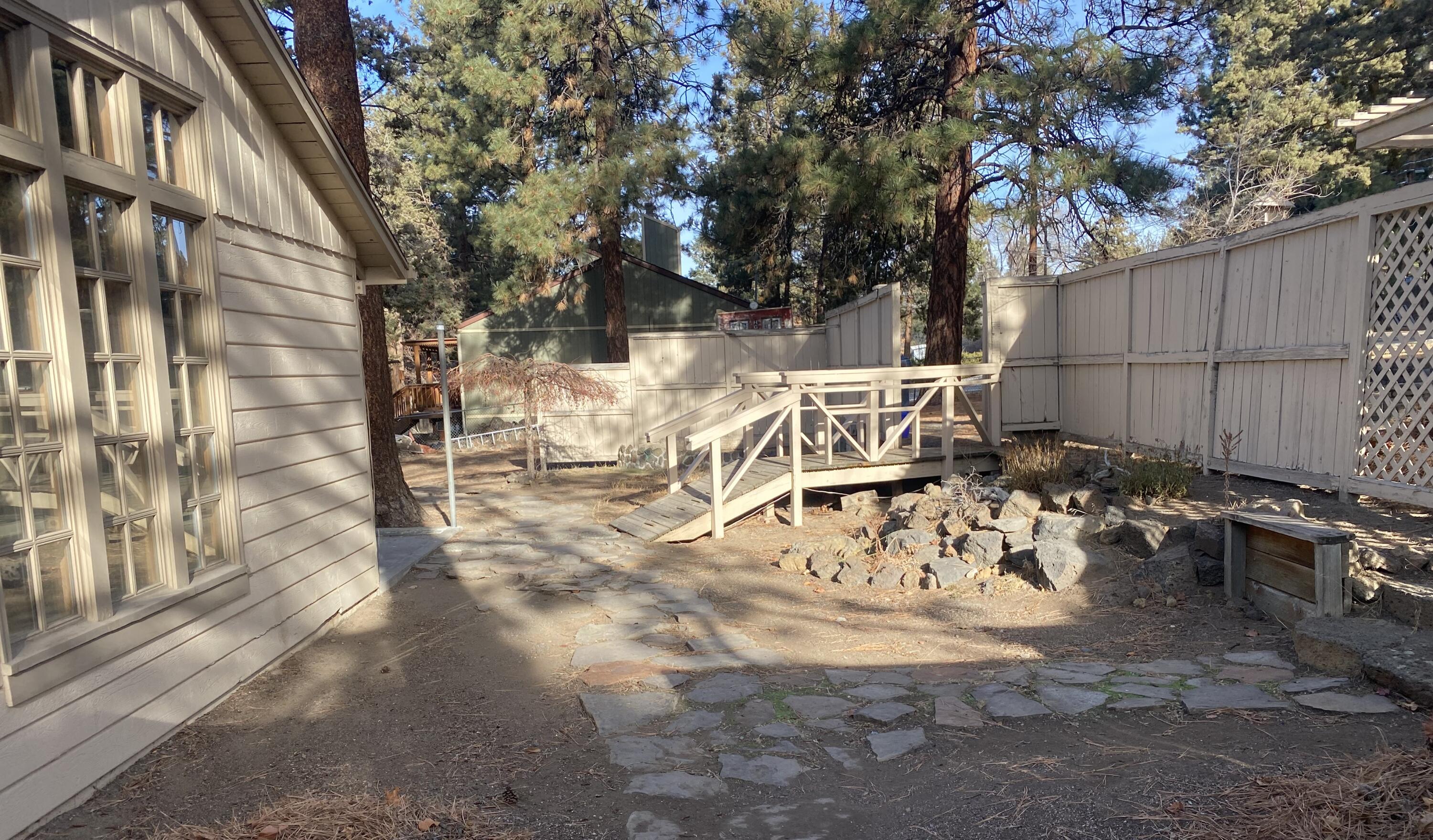 1024 NE Norton Avenue