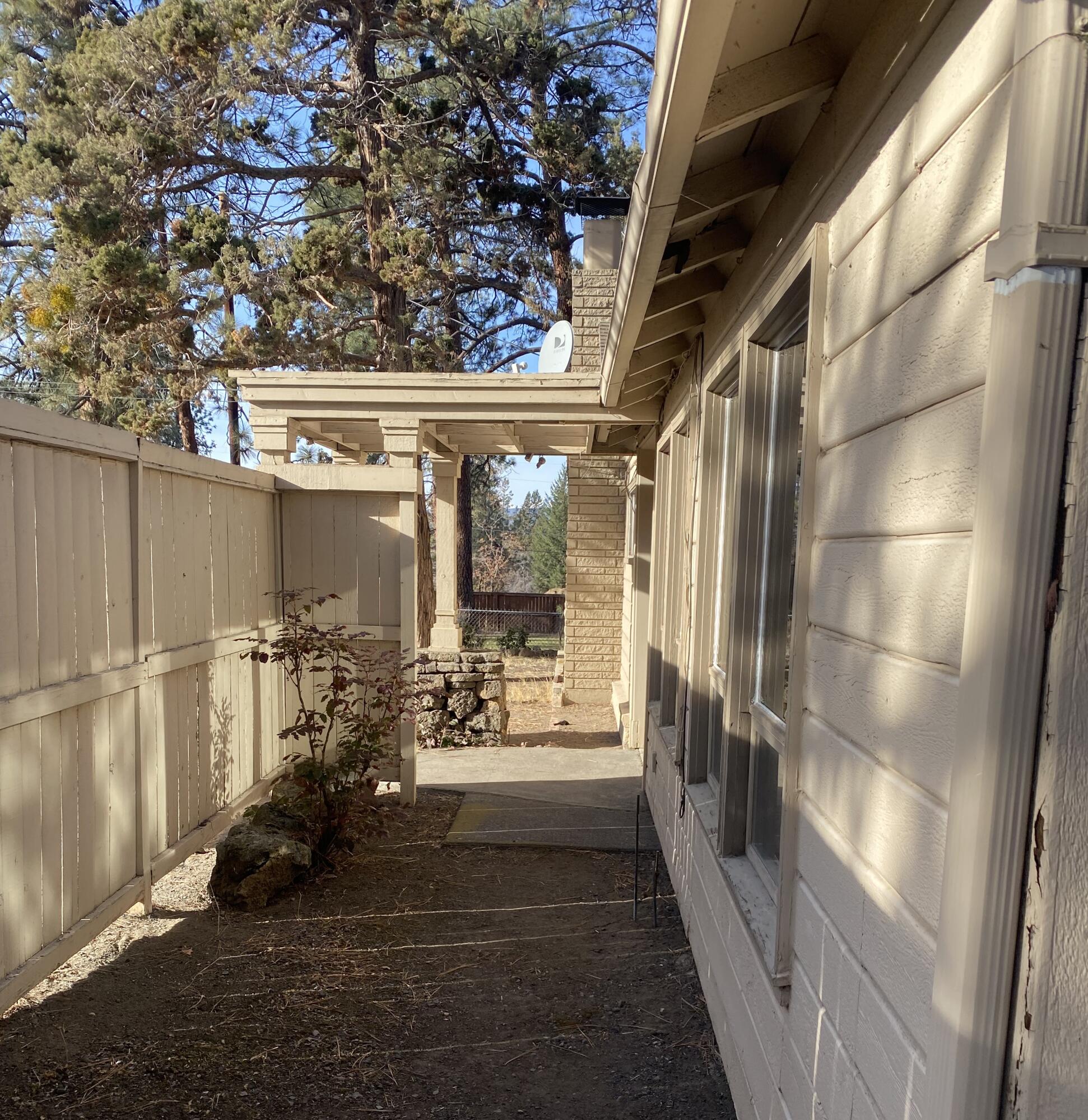 1024 NE Norton Avenue