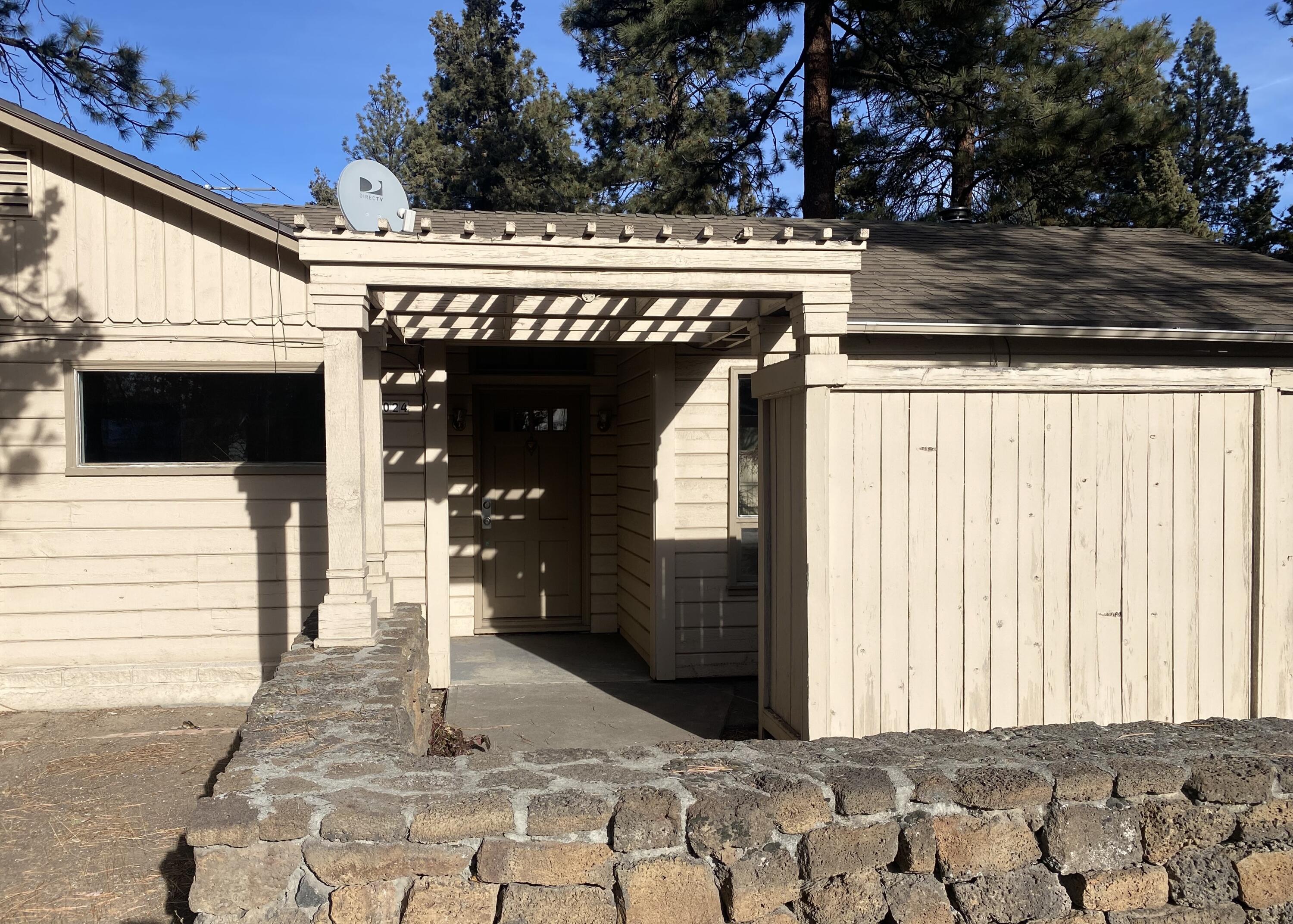 1024 NE Norton Avenue