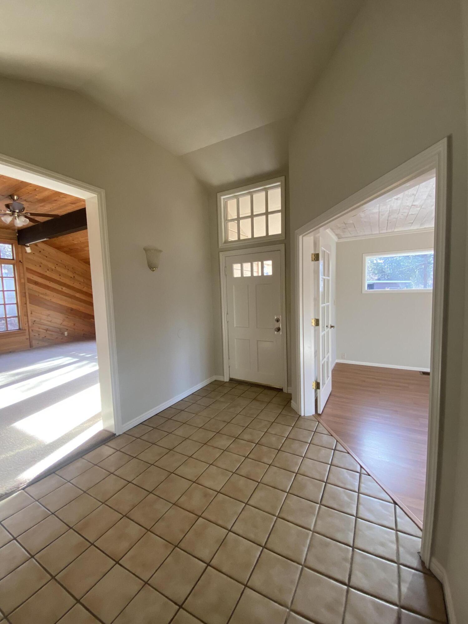 1024 NE Norton Avenue