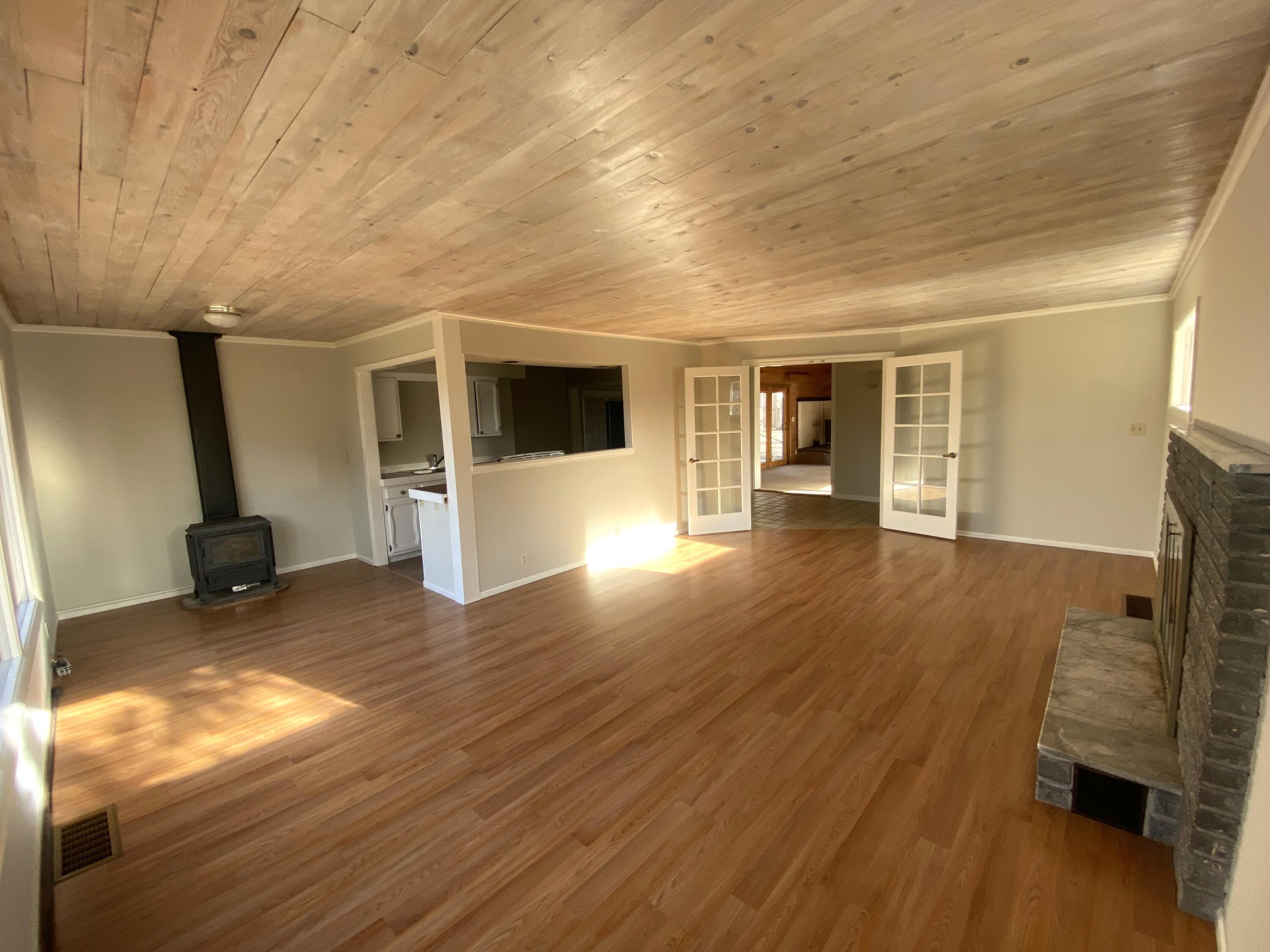 1024 NE Norton Avenue