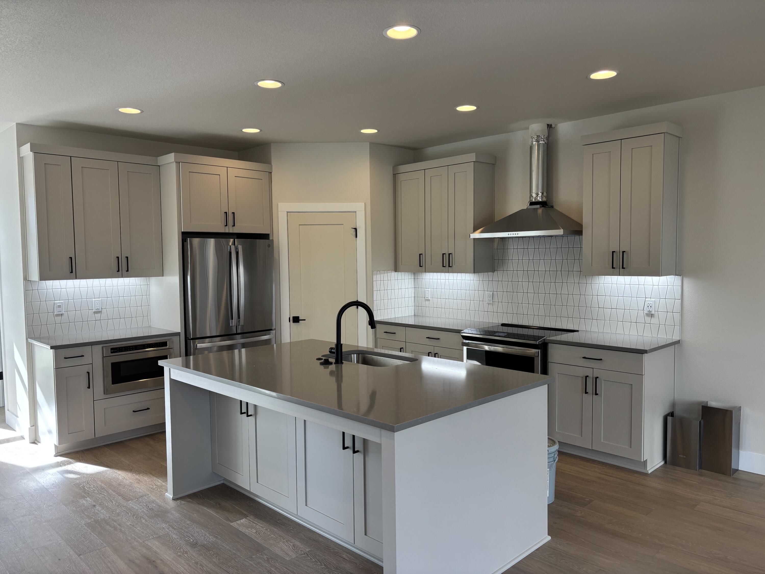 21844 SE Stromboli Court