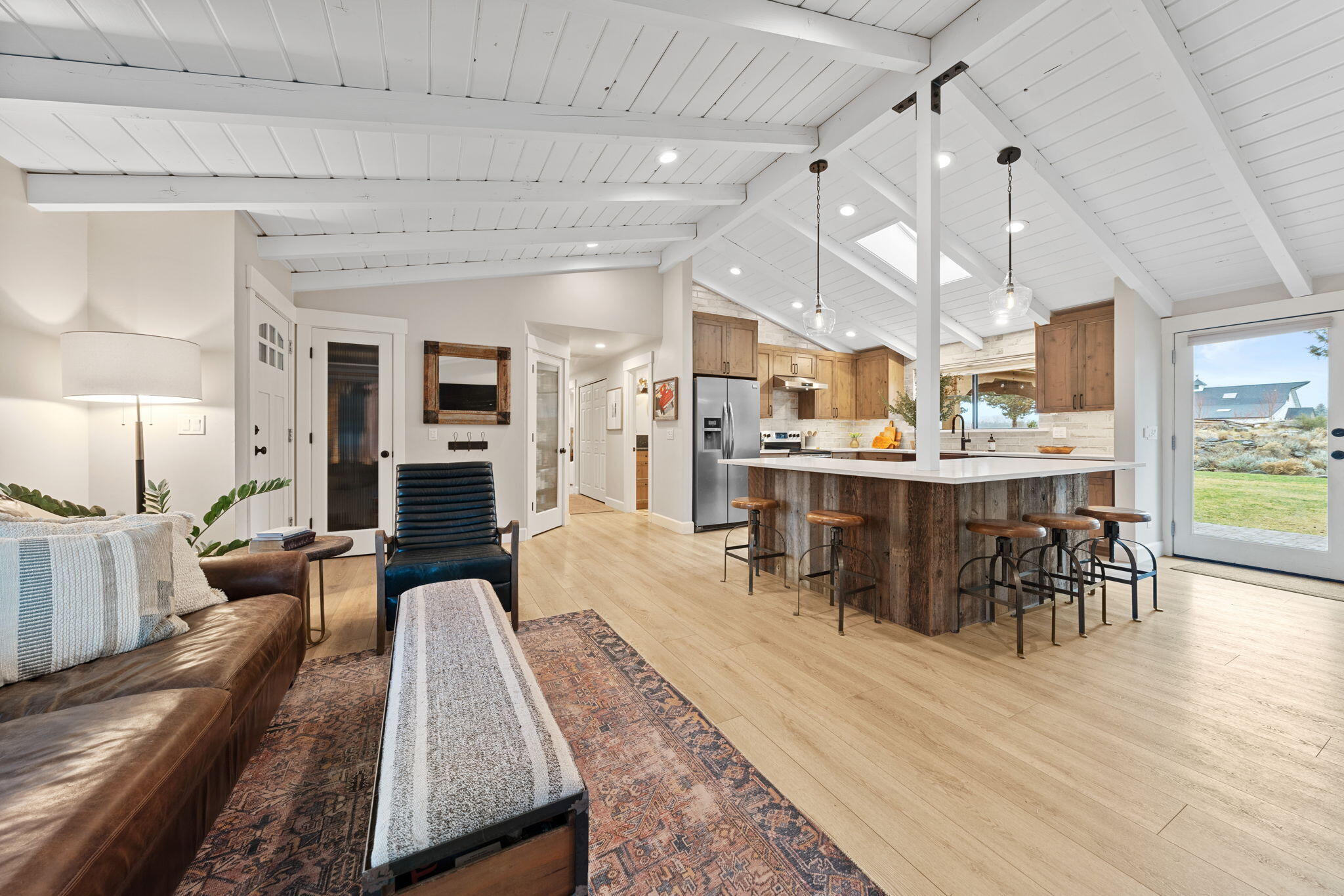 64089 Tumalo Rim Drive