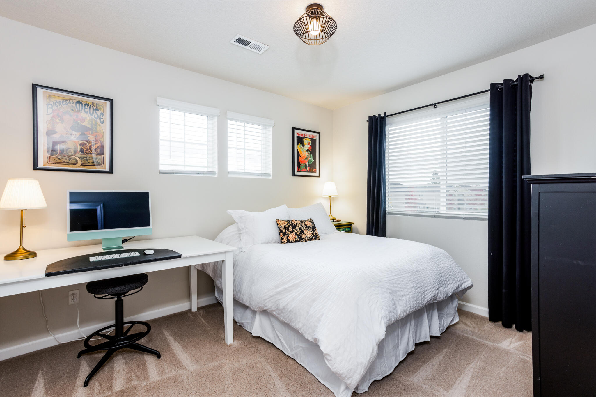 20551 SE Cameron Avenue