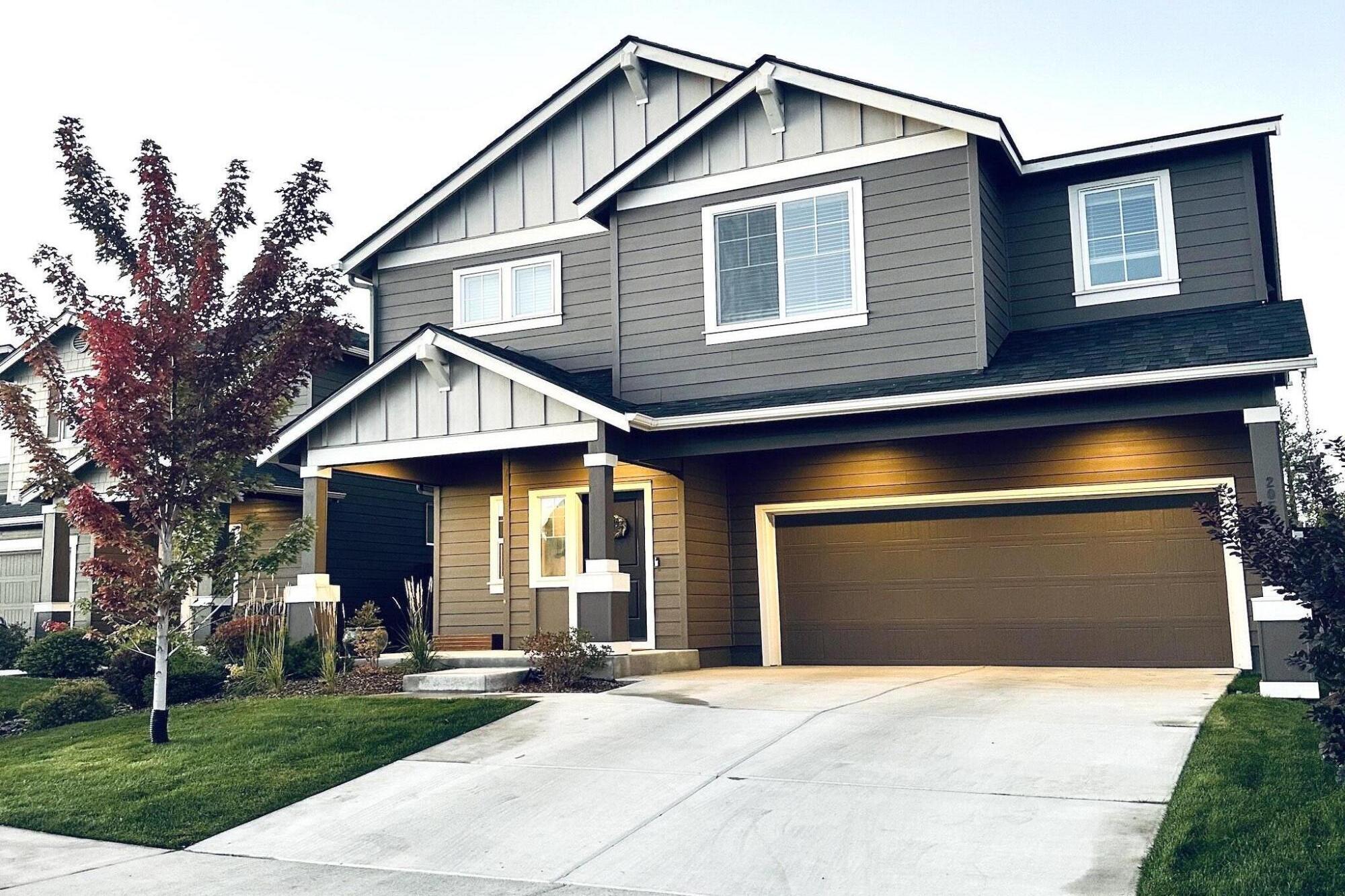 20551 SE Cameron Avenue