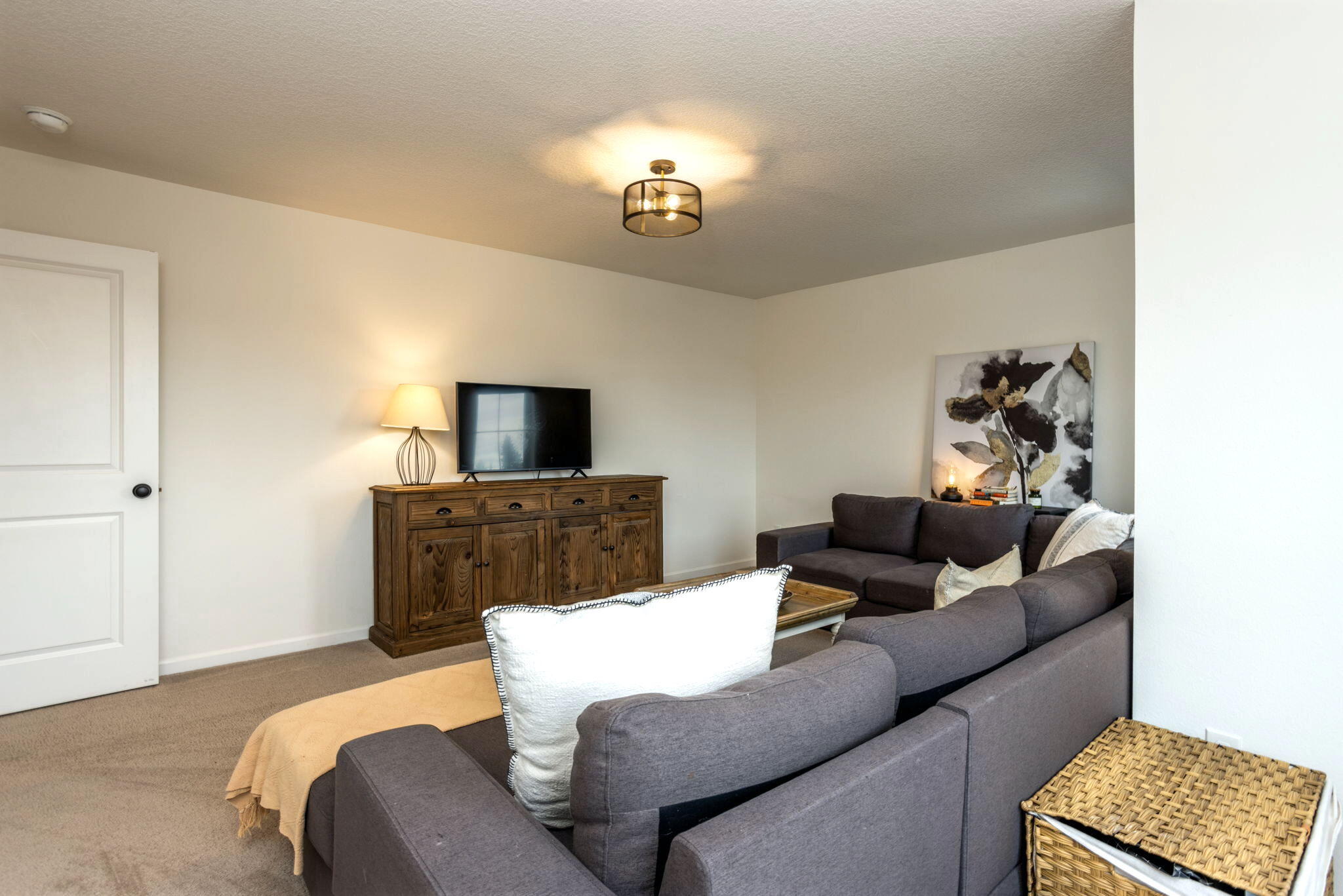 20551 SE Cameron Avenue